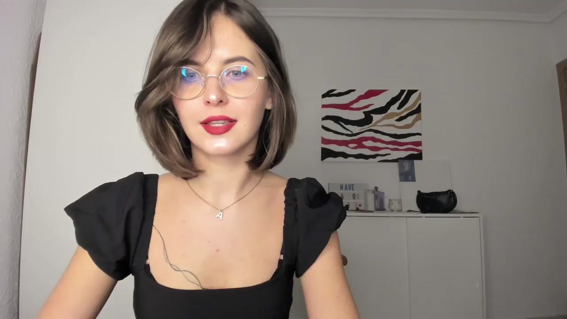 Gallery image thumbnail from AhahaGirl's myfreecams stream on, 11/29/2024, 20:51 image 1 of 20