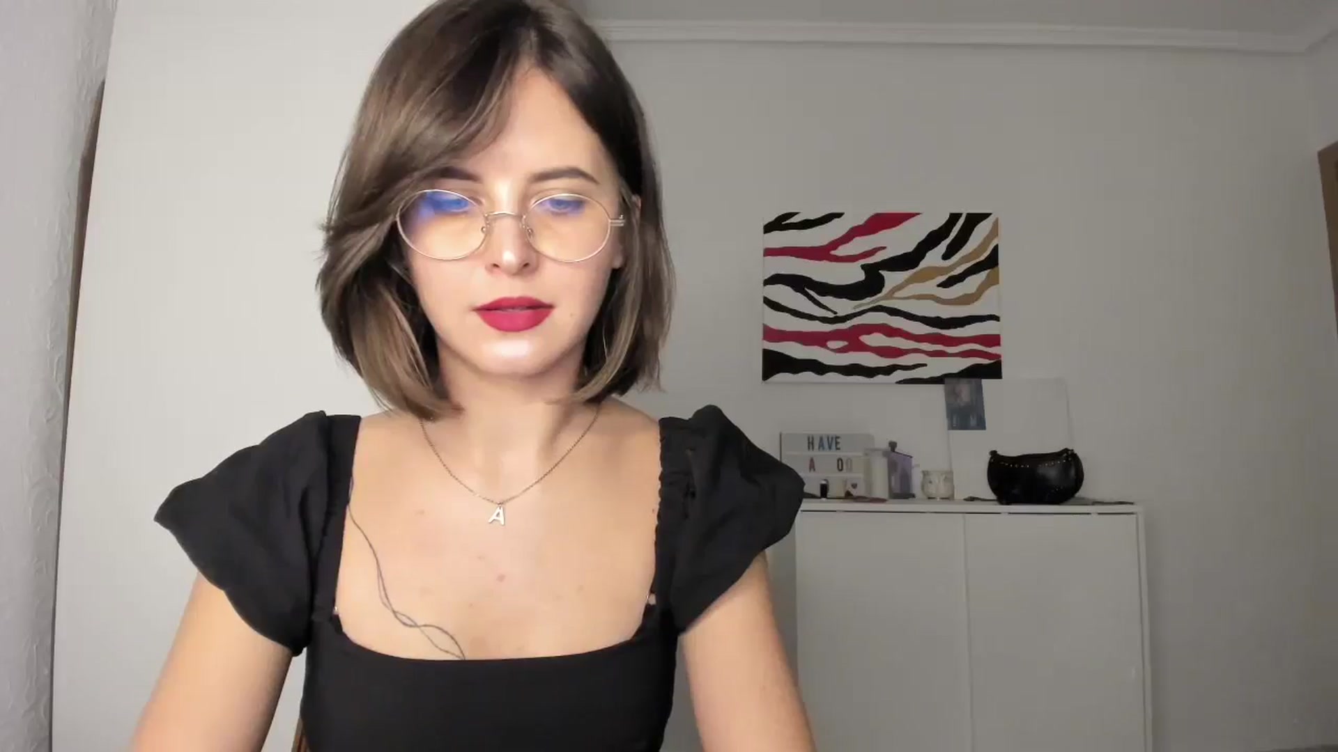 Gallery image thumbnail from AhahaGirl's myfreecams stream on, 11/29/2024, 20:51 image 16 of 20