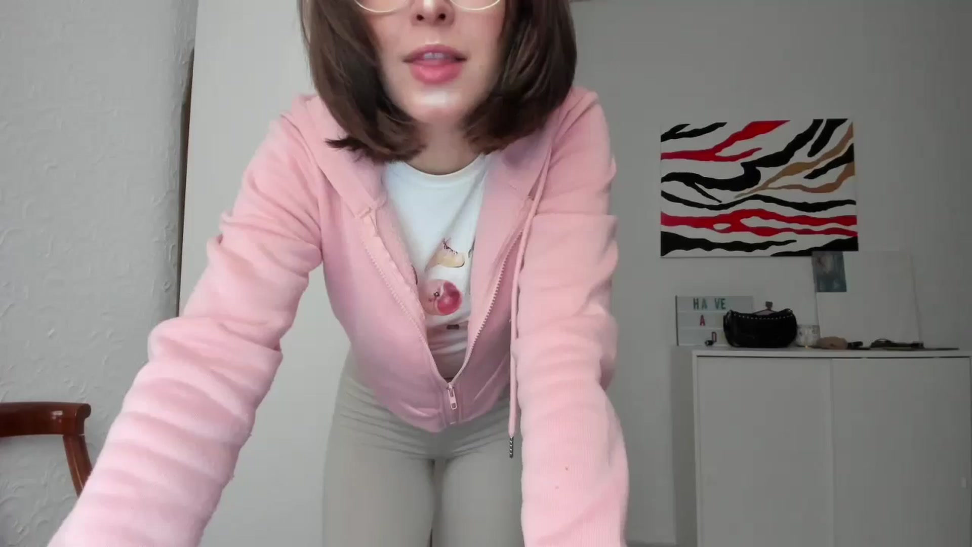 Gallery image thumbnail from AhahaGirl's myfreecams stream on, 12/04/2024, 12:49 image 4 of 20