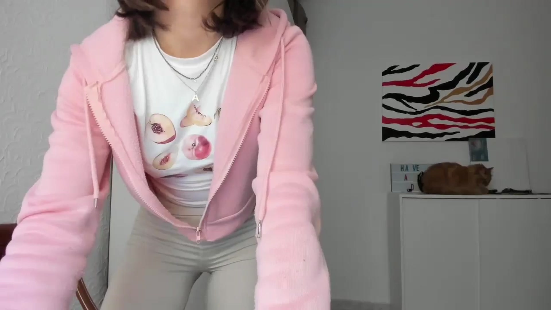 Gallery image thumbnail from AhahaGirl's myfreecams stream on, 12/04/2024, 13:21 image 6 of 20