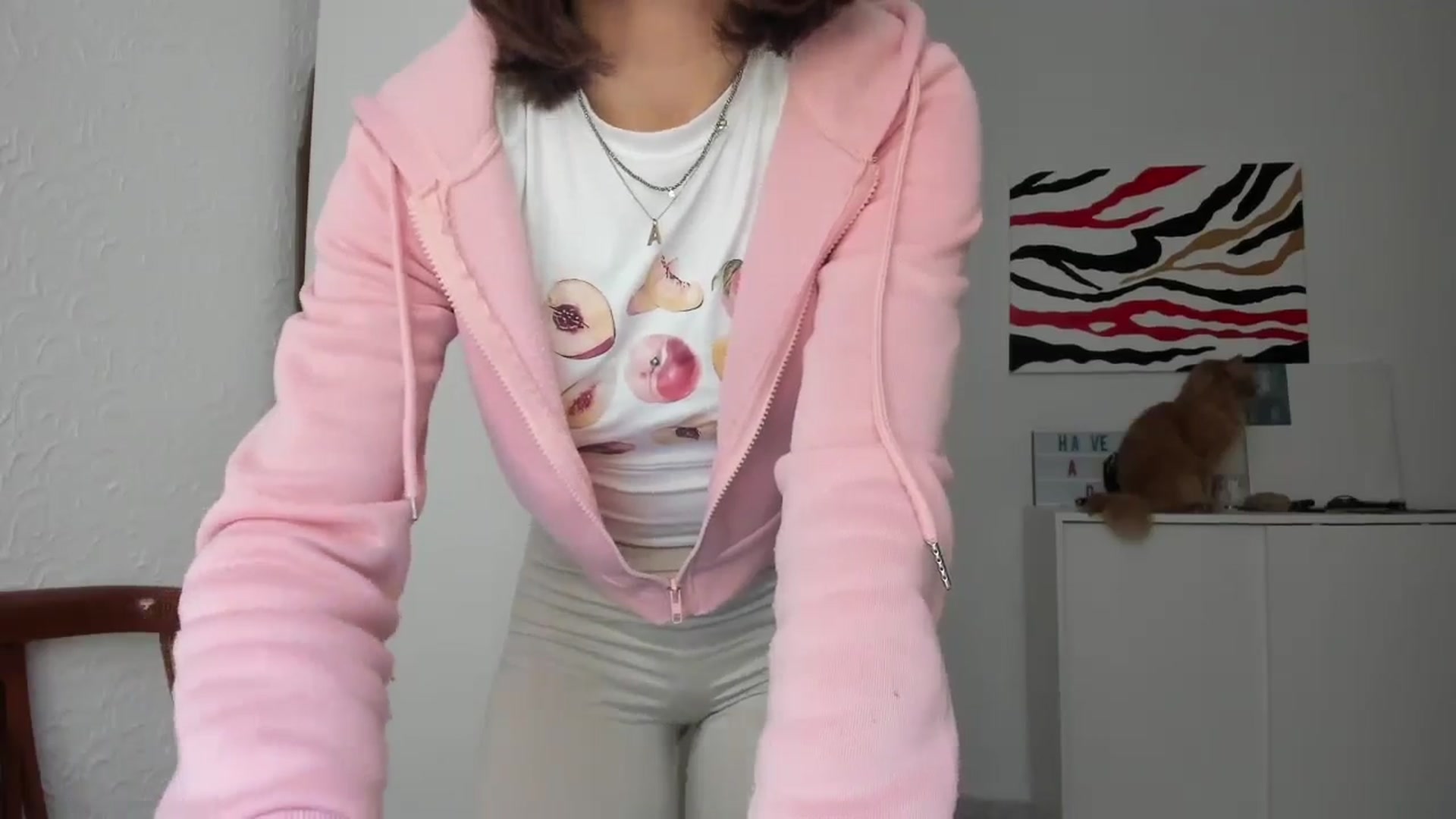 Gallery image thumbnail from AhahaGirl's myfreecams stream on, 12/04/2024, 13:21 image 3 of 20