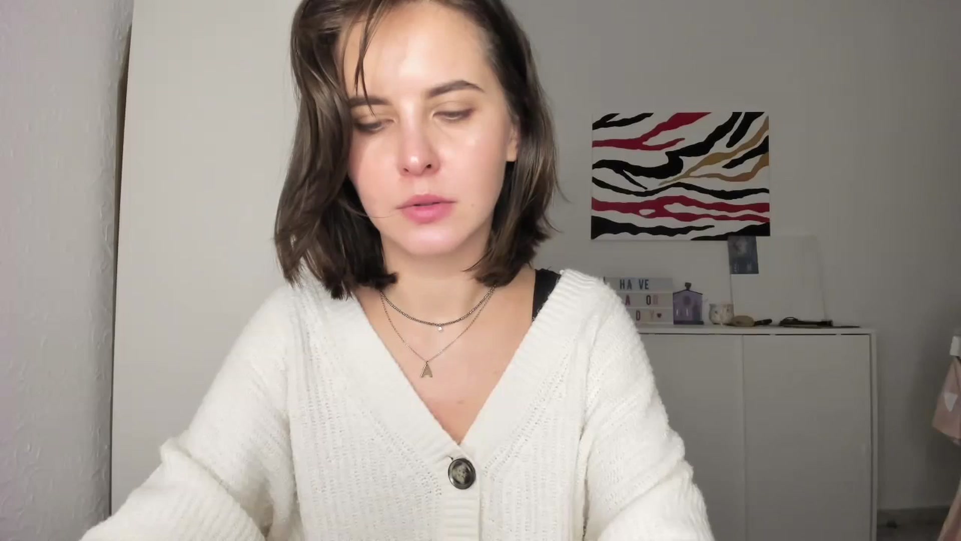 Gallery image thumbnail from AhahaGirl's myfreecams stream on, 12/06/2024, 18:54 image 4 of 20