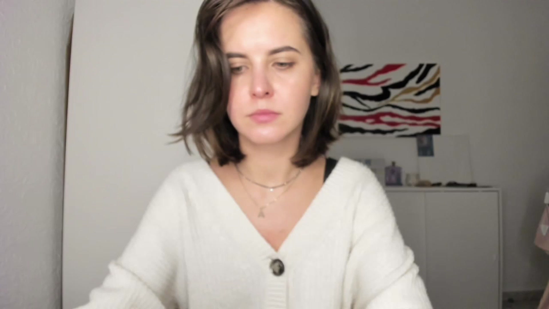 Gallery image thumbnail from AhahaGirl's myfreecams stream on, 12/06/2024, 18:54 image 2 of 20