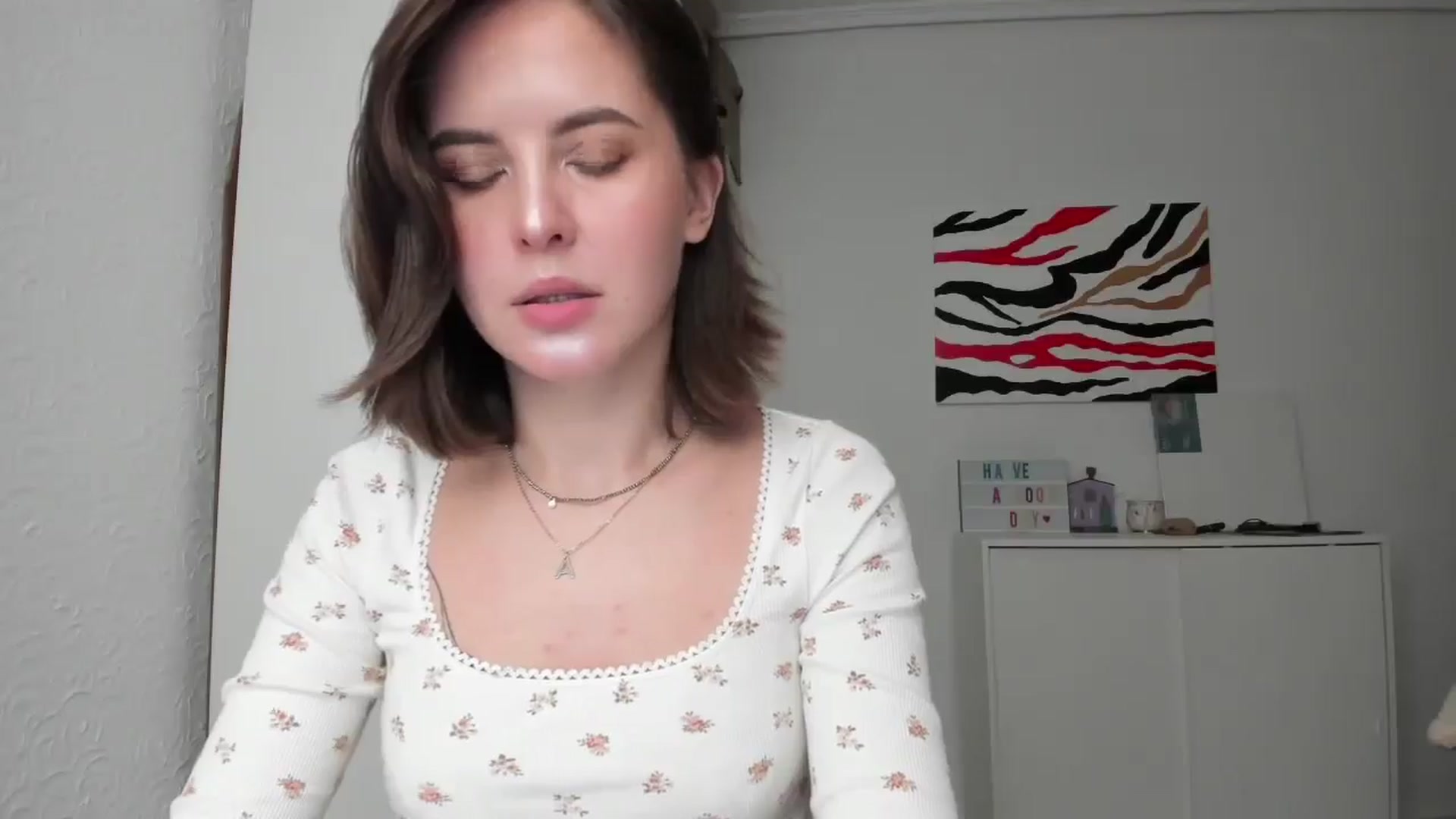 Gallery image thumbnail from AhahaGirl's myfreecams stream on, 12/07/2024, 11:22 image 20 of 20