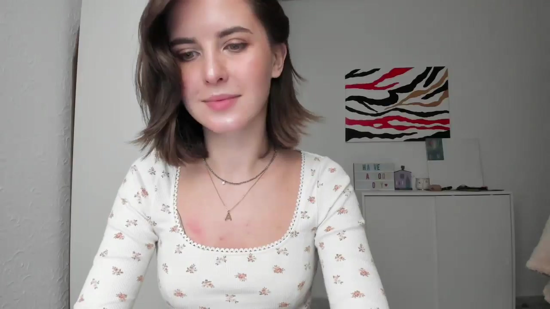 Gallery image thumbnail from AhahaGirl's myfreecams stream on, 12/07/2024, 12:17 image 19 of 20