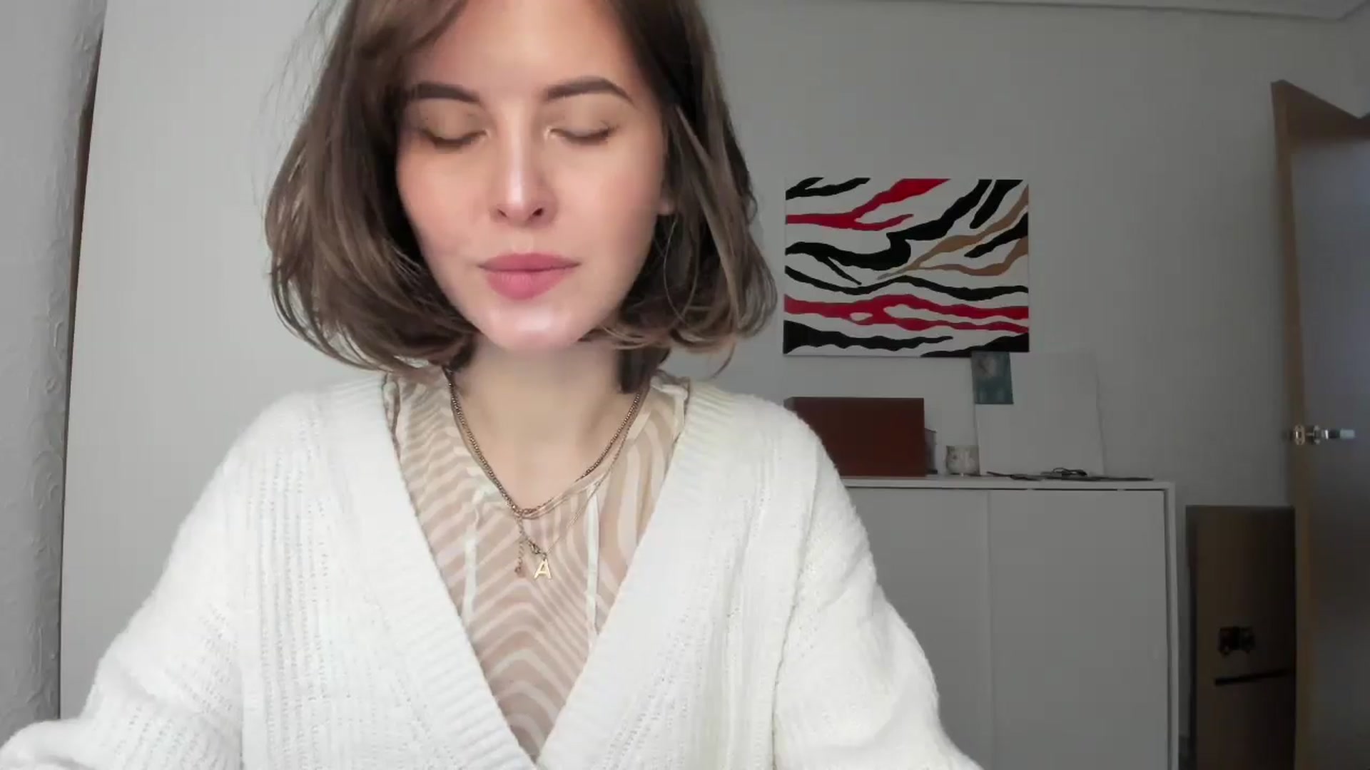 Gallery image thumbnail from AhahaGirl's myfreecams stream on, 12/09/2024, 14:07 image 13 of 20