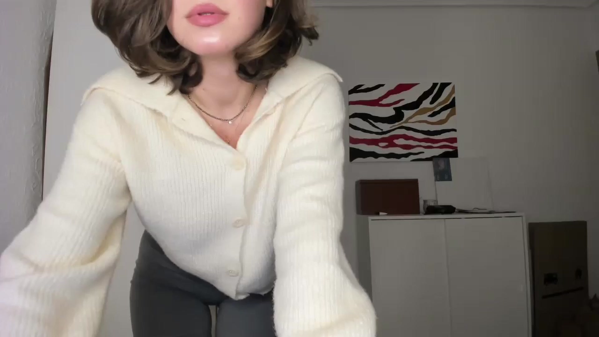 Gallery image thumbnail from AhahaGirl's myfreecams stream on, 12/13/2024, 18:49 image 12 of 20