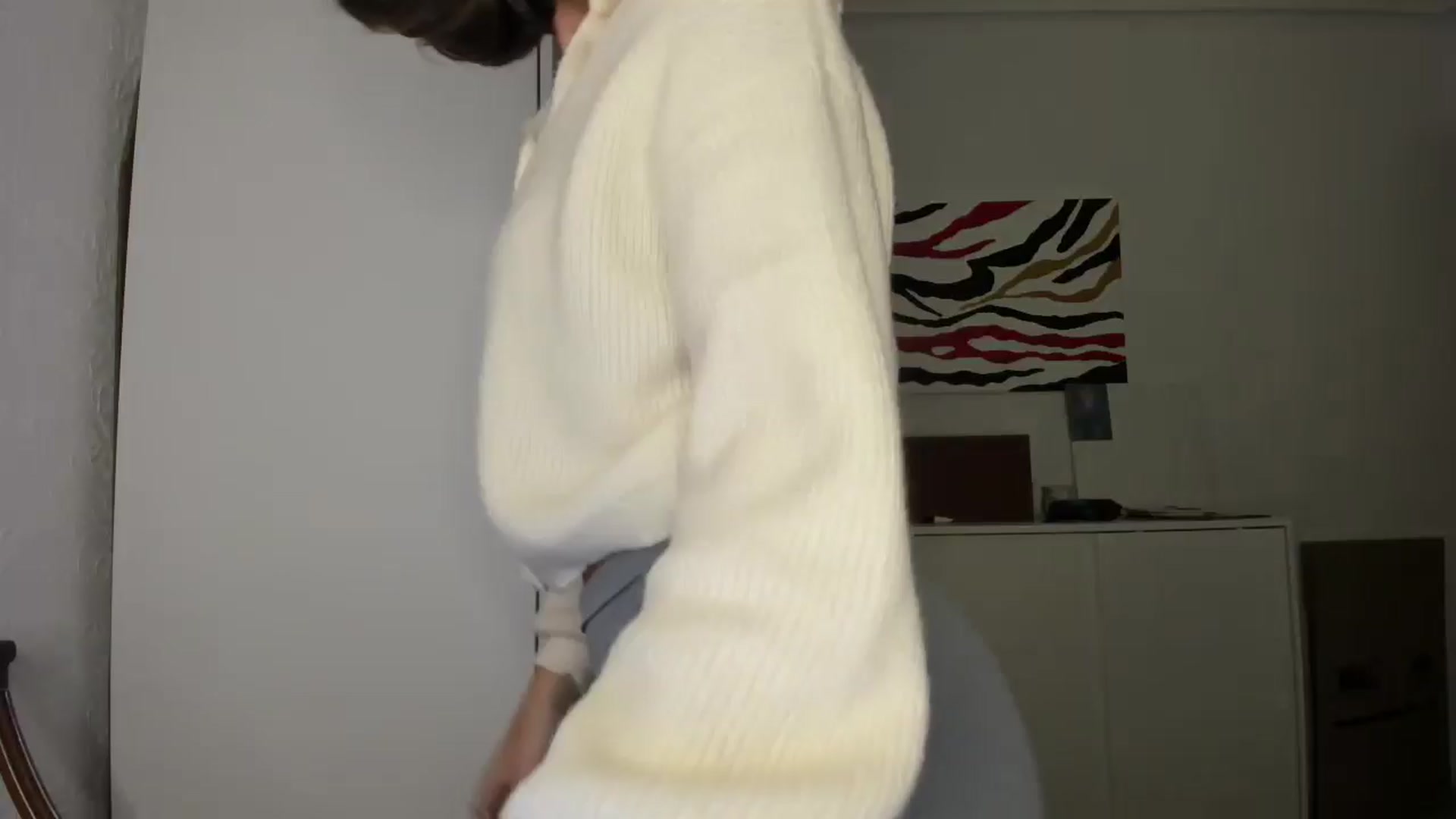 Gallery image thumbnail from AhahaGirl's myfreecams stream on, 12/13/2024, 18:49 image 1 of 20