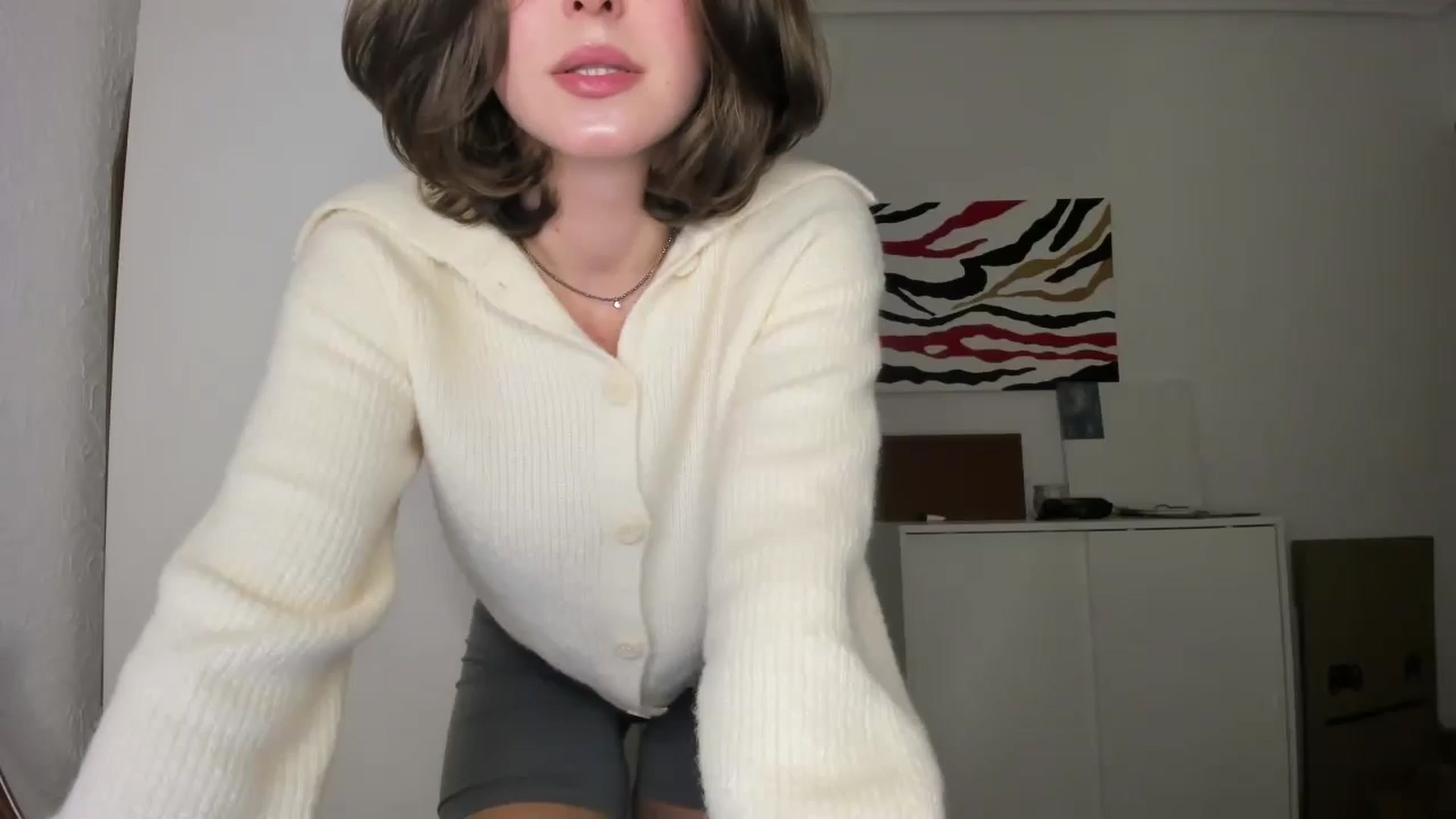 Gallery image thumbnail from AhahaGirl's myfreecams stream on, 12/13/2024, 18:49 image 10 of 20