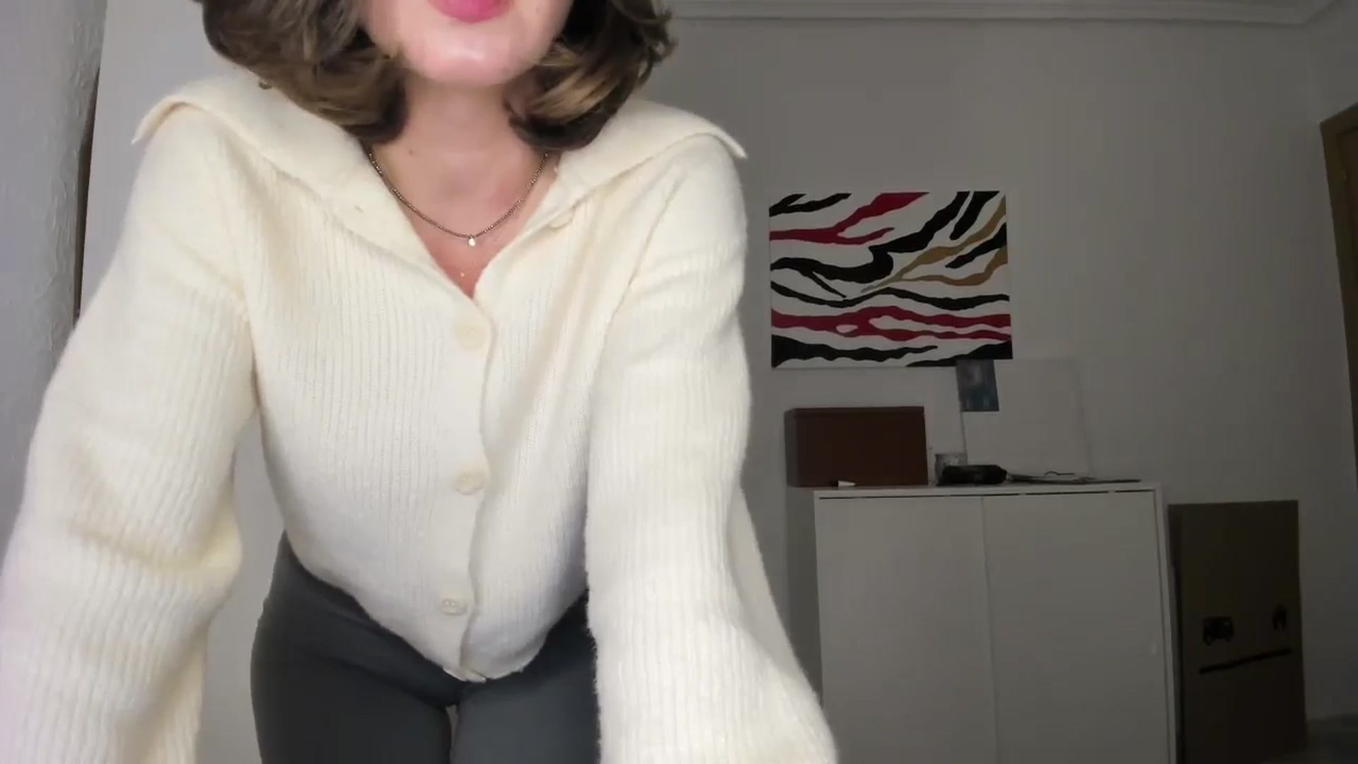 Gallery image thumbnail from AhahaGirl's myfreecams stream on, 12/13/2024, 18:49 image 19 of 20