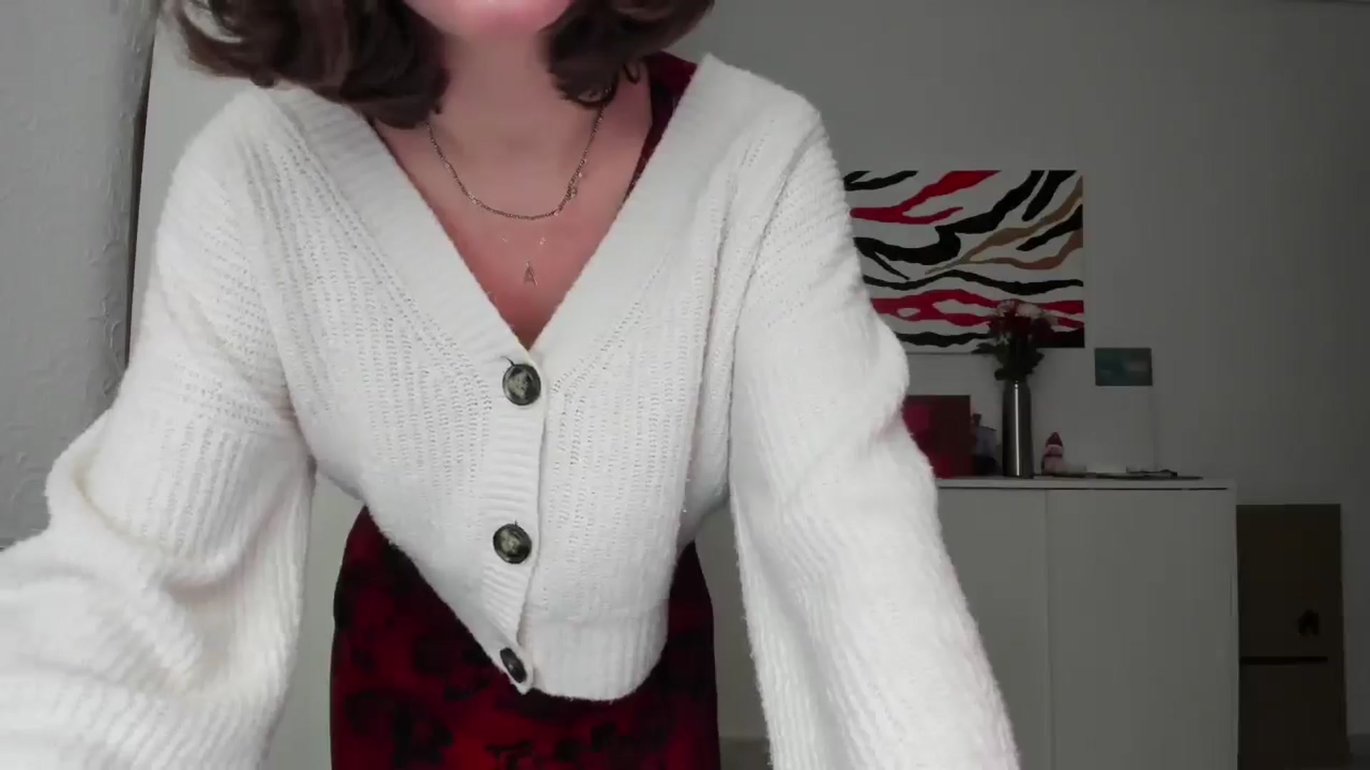 Gallery image thumbnail from AhahaGirl's myfreecams stream on, 12/18/2024, 13:17 image 3 of 20