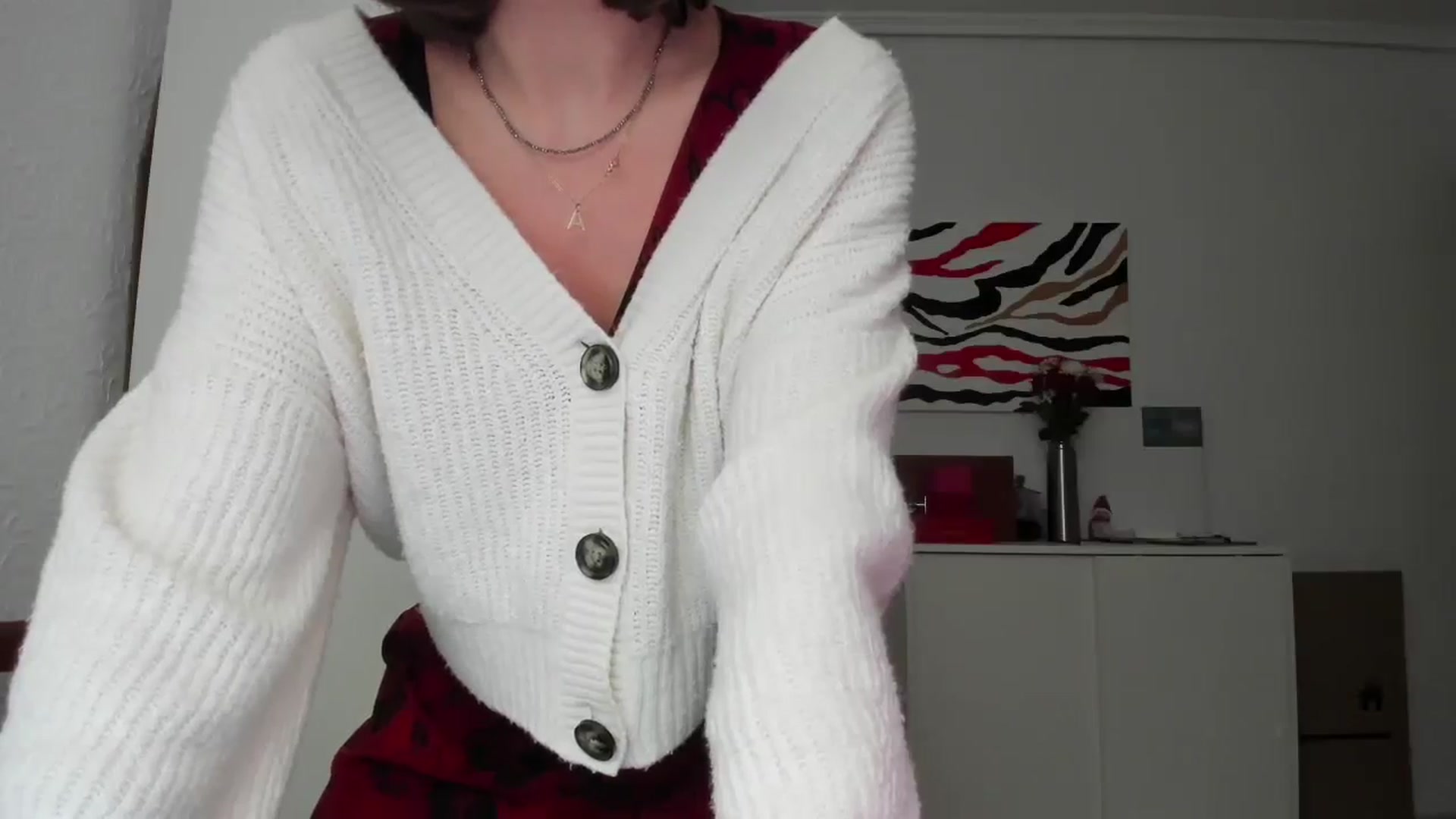 Gallery image thumbnail from AhahaGirl's myfreecams stream on, 12/18/2024, 13:17 image 10 of 20