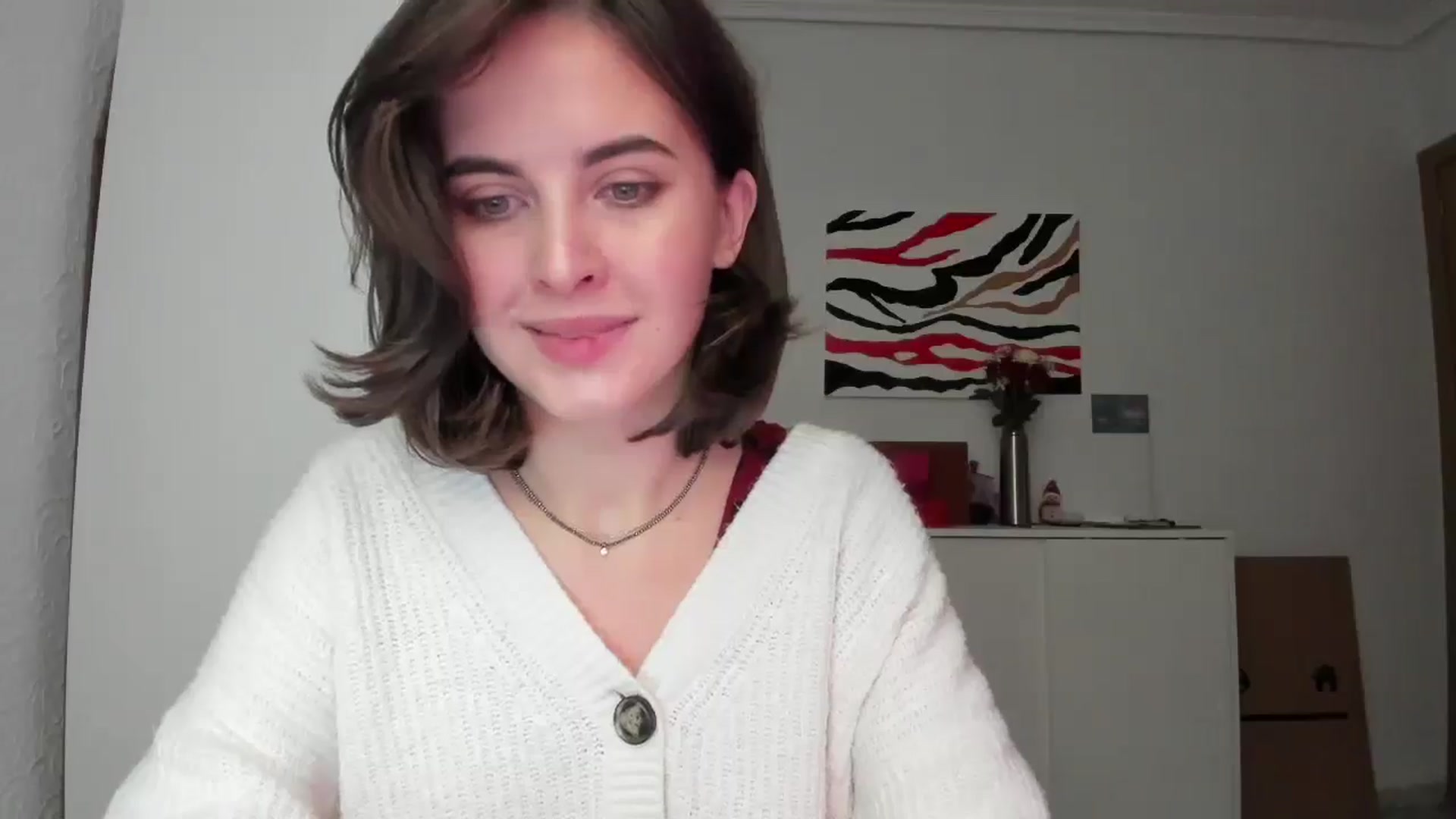 Gallery image thumbnail from AhahaGirl's myfreecams stream on, 12/18/2024, 15:12 image 7 of 20
