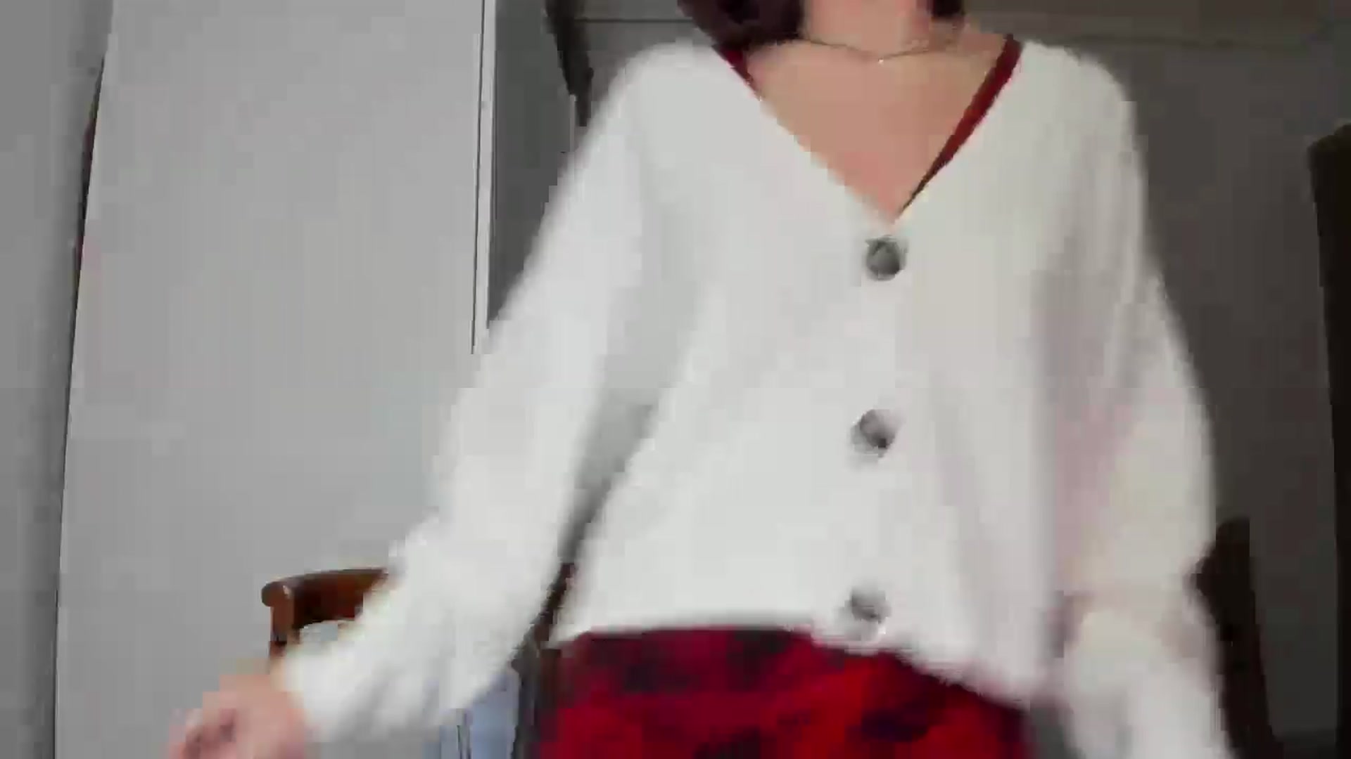 Gallery image thumbnail from AhahaGirl's myfreecams stream on, 12/18/2024, 15:12 image 14 of 20