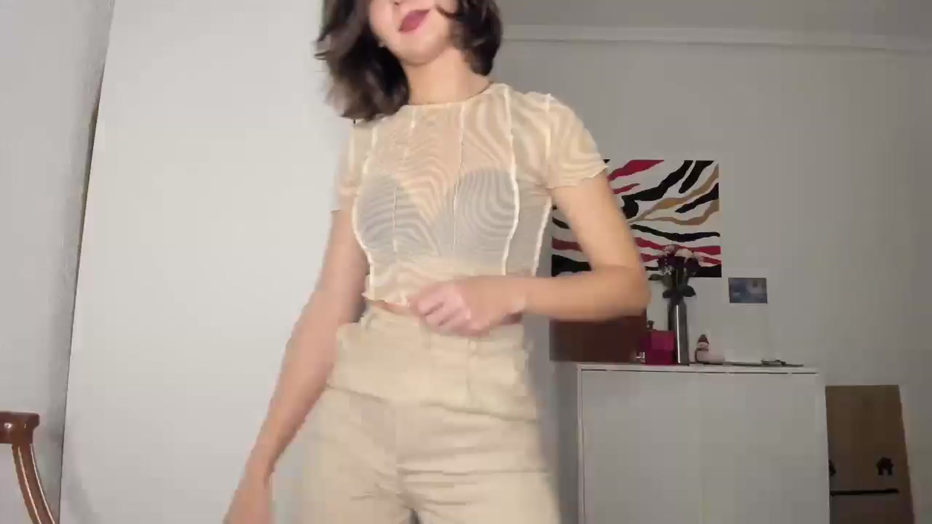 Gallery image thumbnail from AhahaGirl's myfreecams stream on, 12/19/2024, 17:03 image 13 of 20