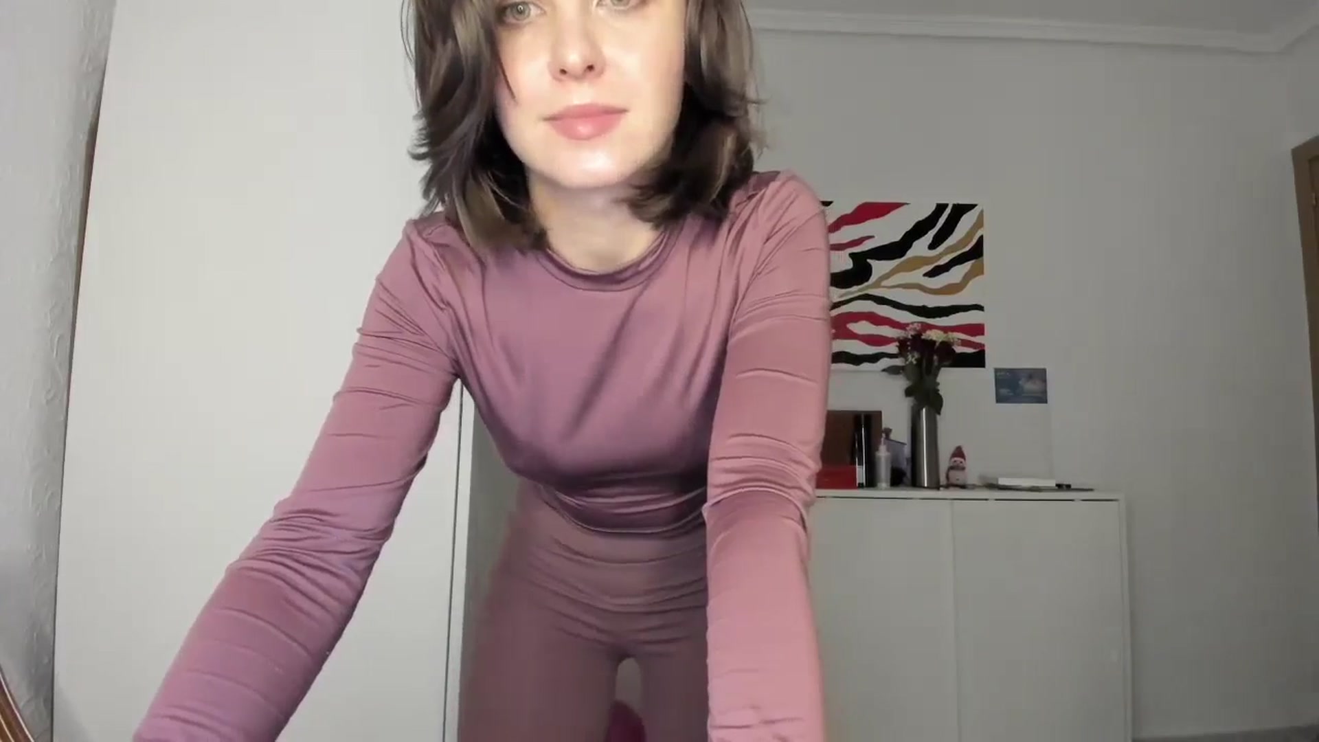 Gallery image thumbnail from AhahaGirl's myfreecams stream on, 12/20/2024, 16:39 image 5 of 20