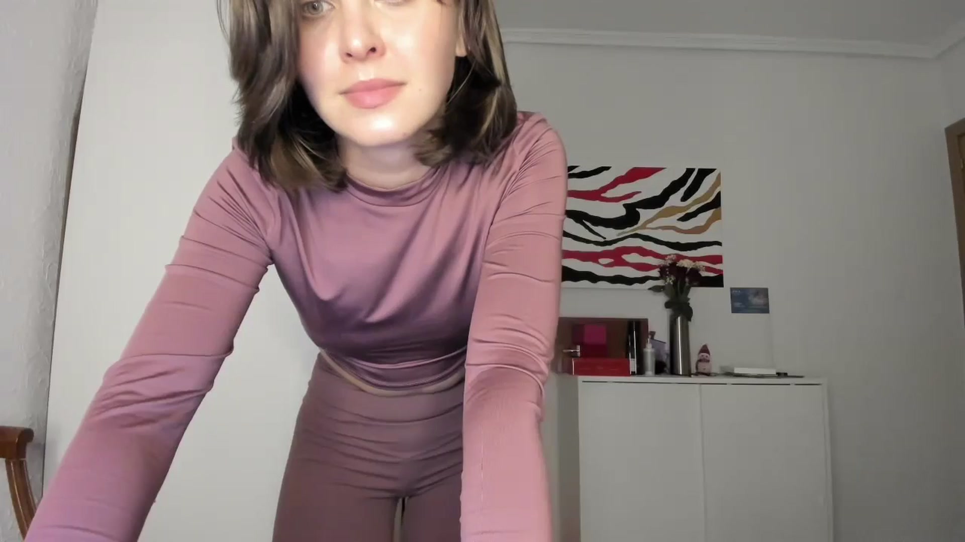 Gallery image thumbnail from AhahaGirl's myfreecams stream on, 12/20/2024, 16:39 image 15 of 20