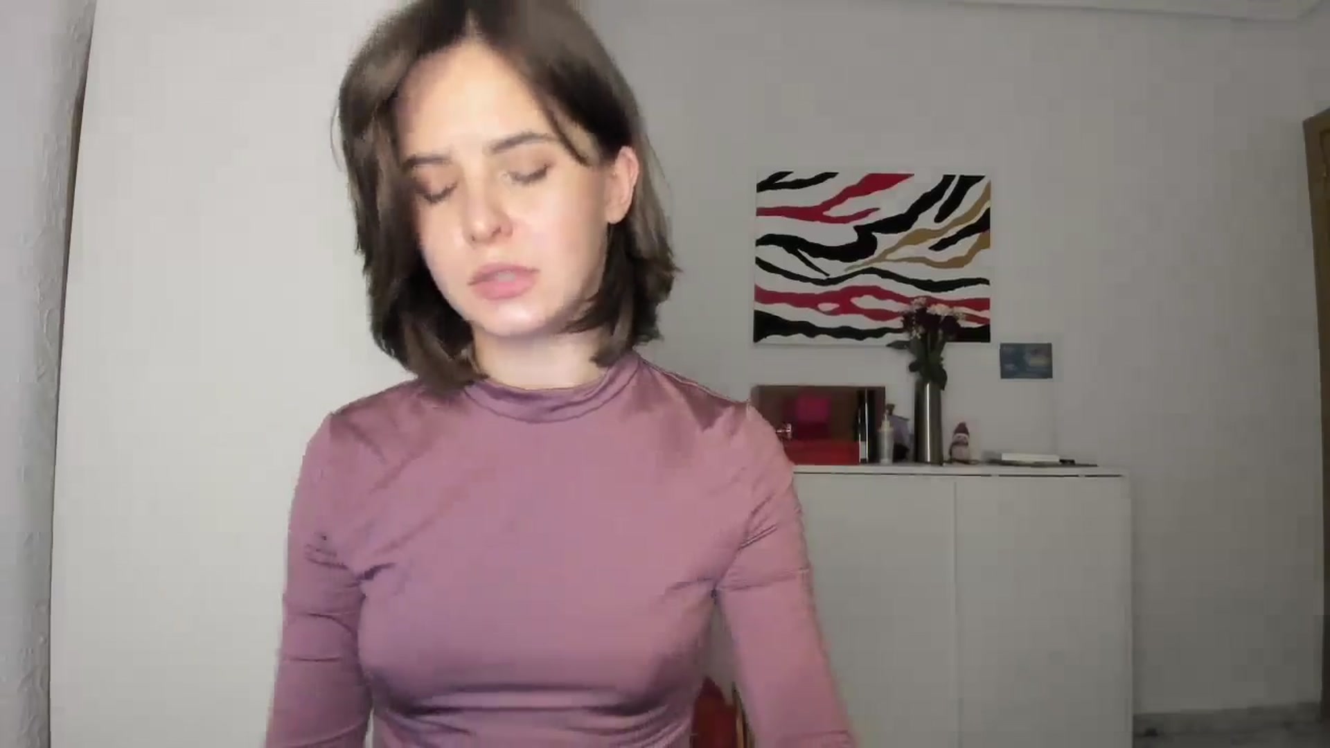 Gallery image thumbnail from AhahaGirl's myfreecams stream on, 12/20/2024, 16:39 image 13 of 20
