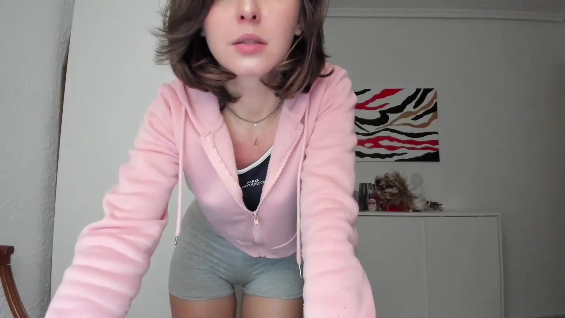 Gallery image thumbnail from AhahaGirl's myfreecams stream on, 12/23/2024, 15:25 image 18 of 20