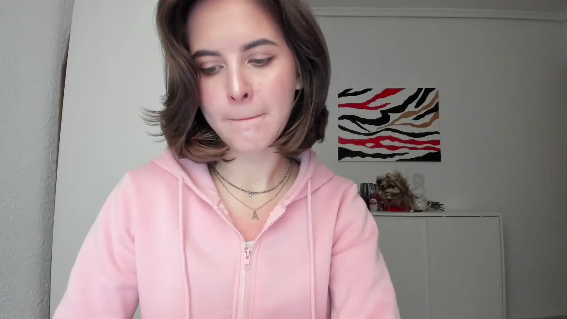 Gallery image thumbnail from AhahaGirl's myfreecams stream on, 12/23/2024, 15:25 image 7 of 20