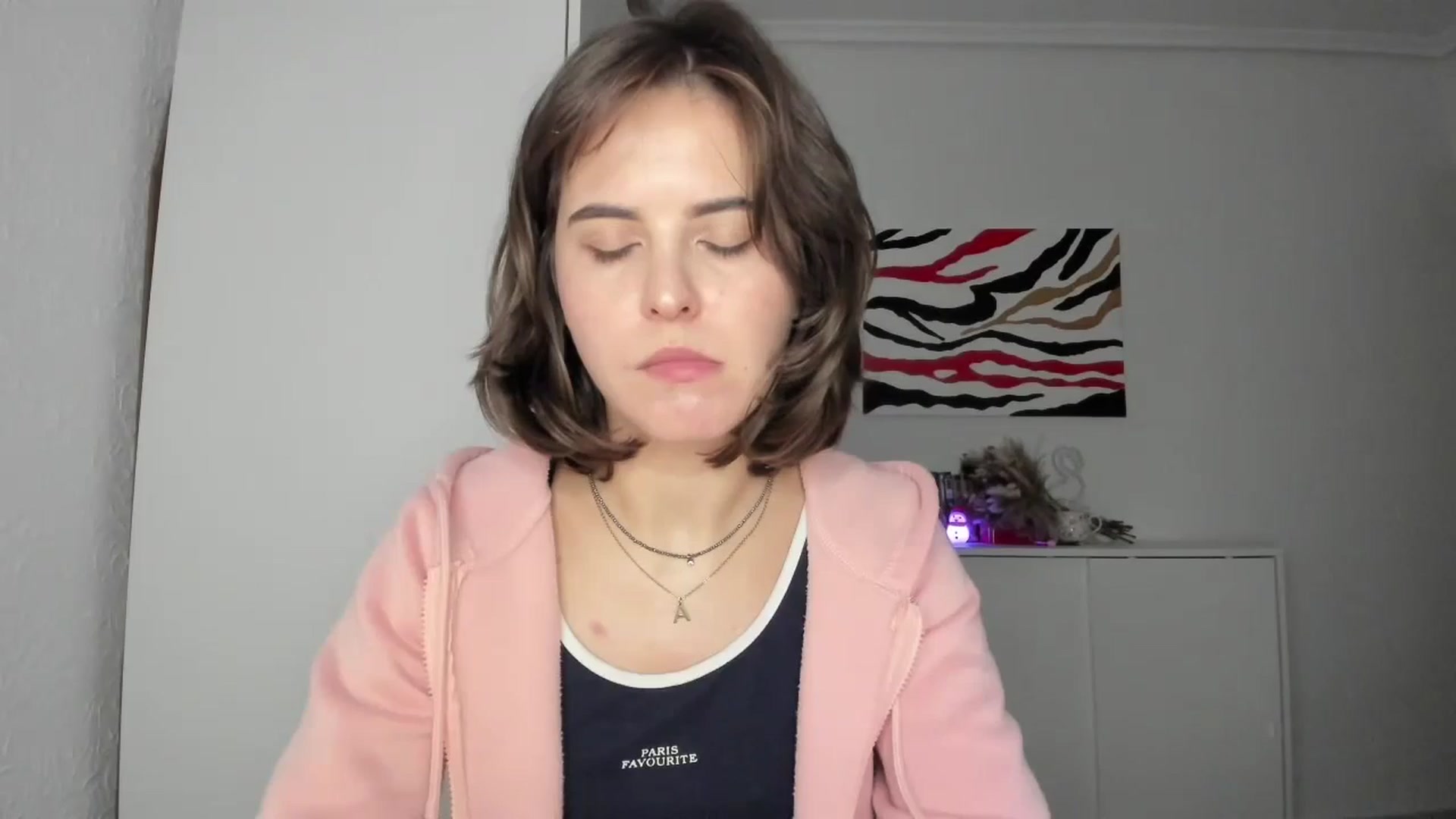 Gallery image thumbnail from AhahaGirl's myfreecams stream on, 12/23/2024, 17:08 image 7 of 20