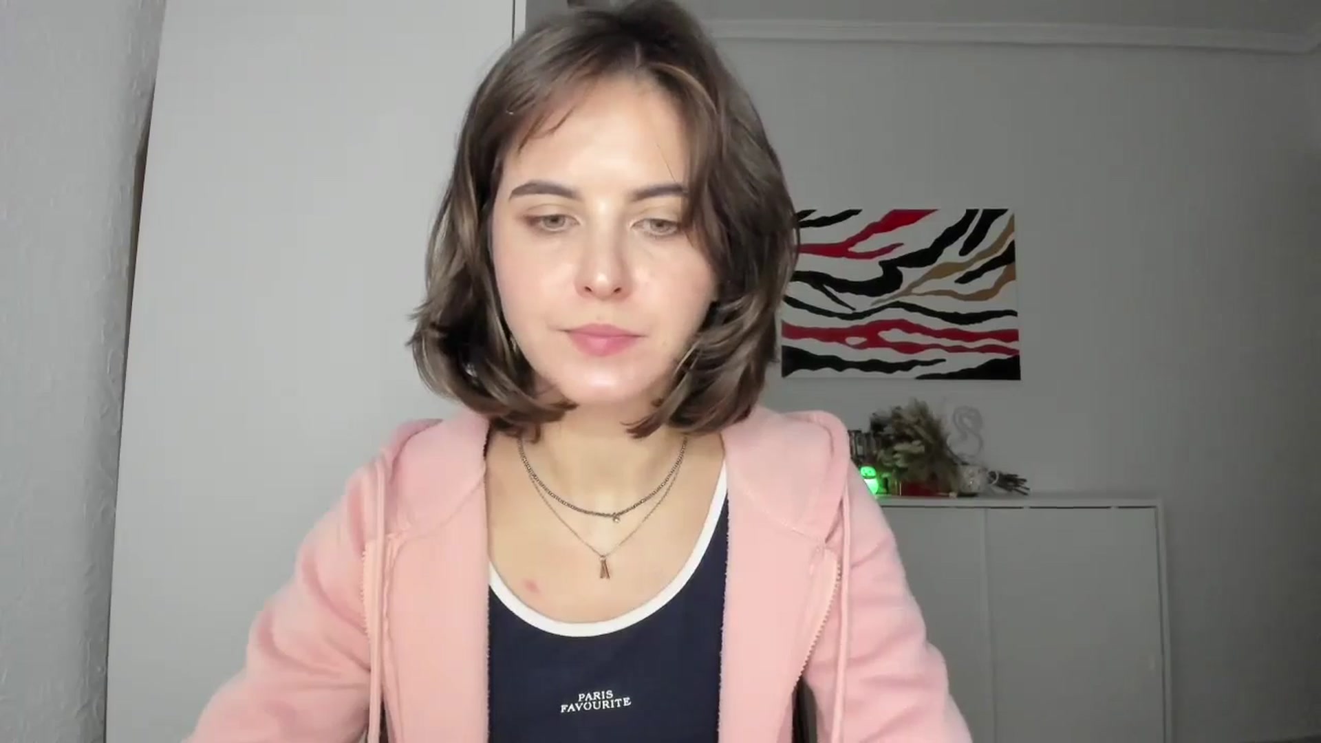 Gallery image thumbnail from AhahaGirl's myfreecams stream on, 12/23/2024, 17:08 image 10 of 20