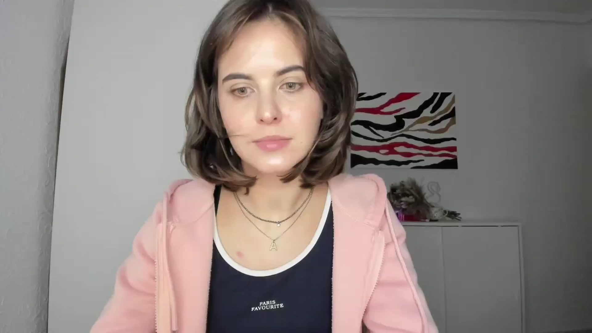 Gallery image thumbnail from AhahaGirl's myfreecams stream on, 12/23/2024, 17:08 image 1 of 20
