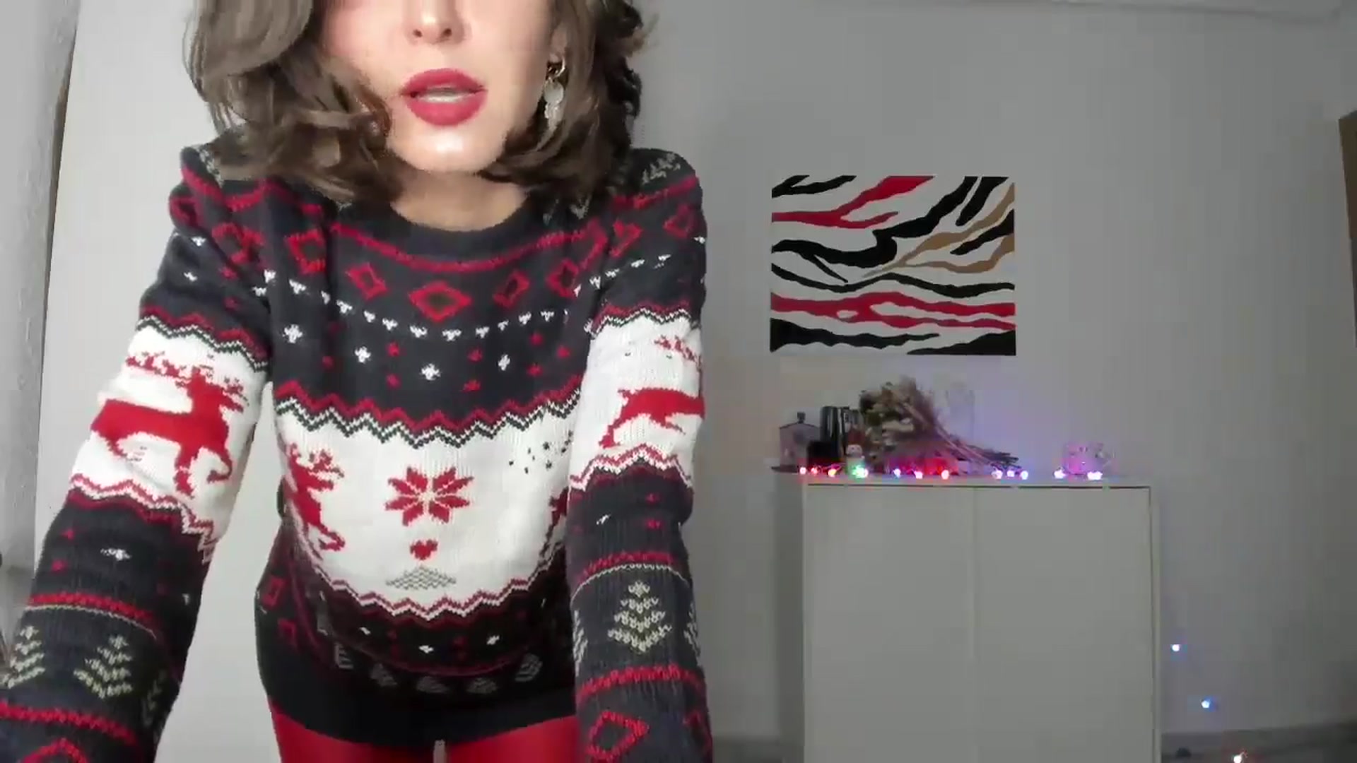 Gallery image thumbnail from AhahaGirl's myfreecams stream on, 12/24/2024, 20:11 image 5 of 20