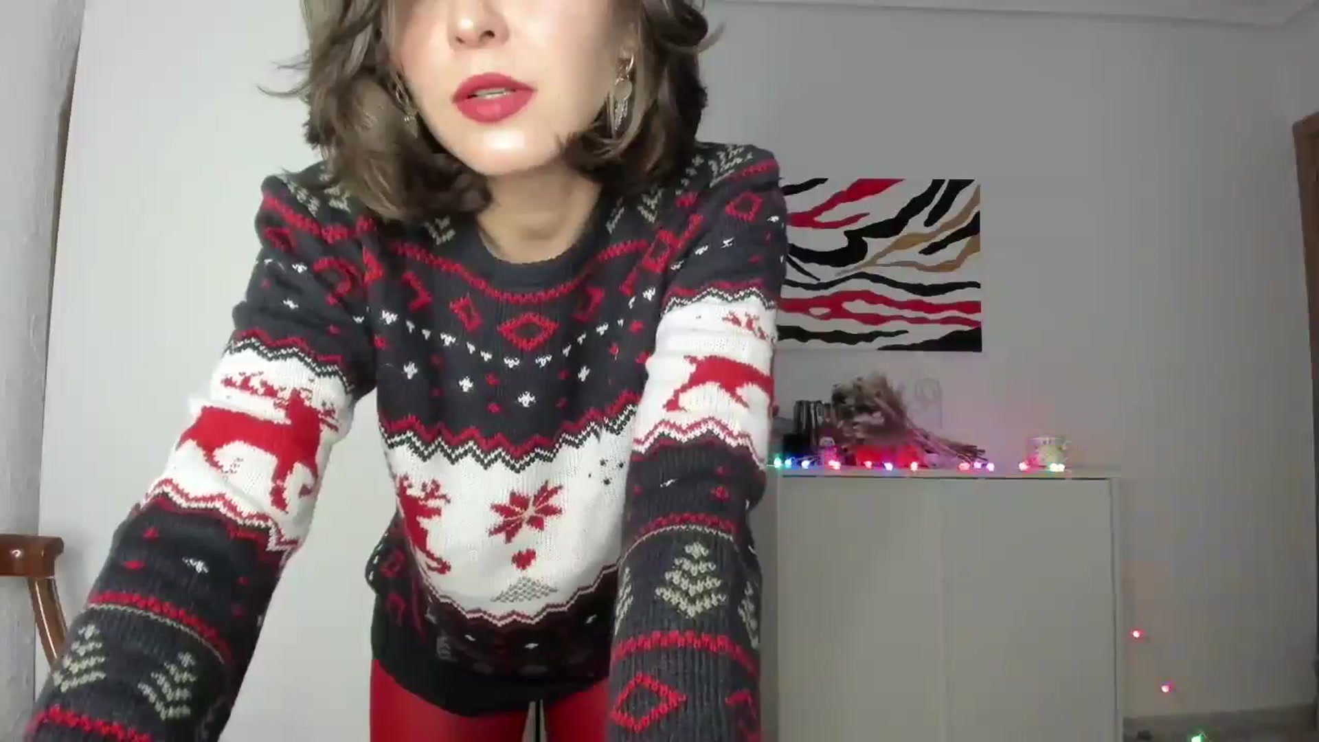Gallery image thumbnail from AhahaGirl's myfreecams stream on, 12/24/2024, 20:11 image 15 of 20