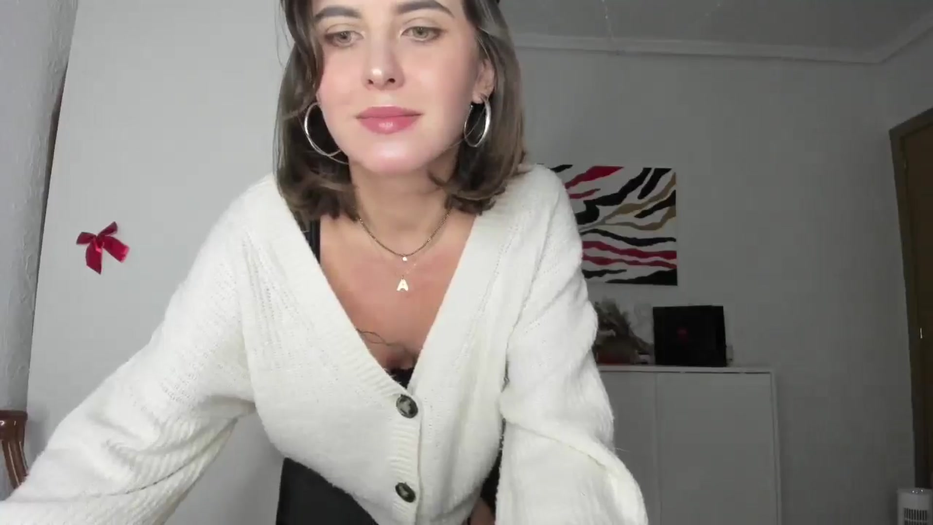 Gallery image thumbnail from AhahaGirl's myfreecams stream on, 12/27/2024, 18:31 image 7 of 20