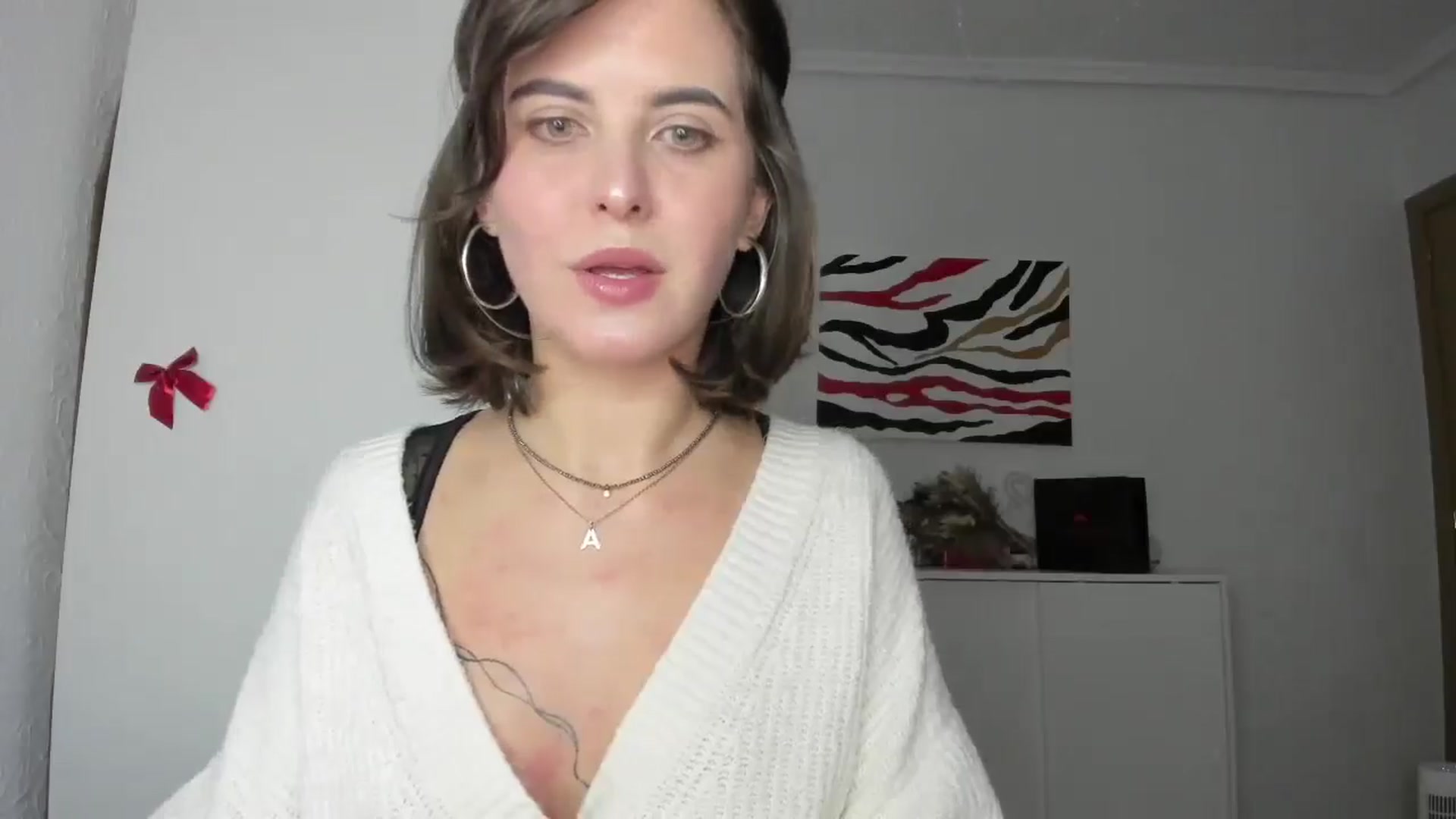 Gallery image thumbnail from AhahaGirl's myfreecams stream on, 12/27/2024, 18:31 image 15 of 20