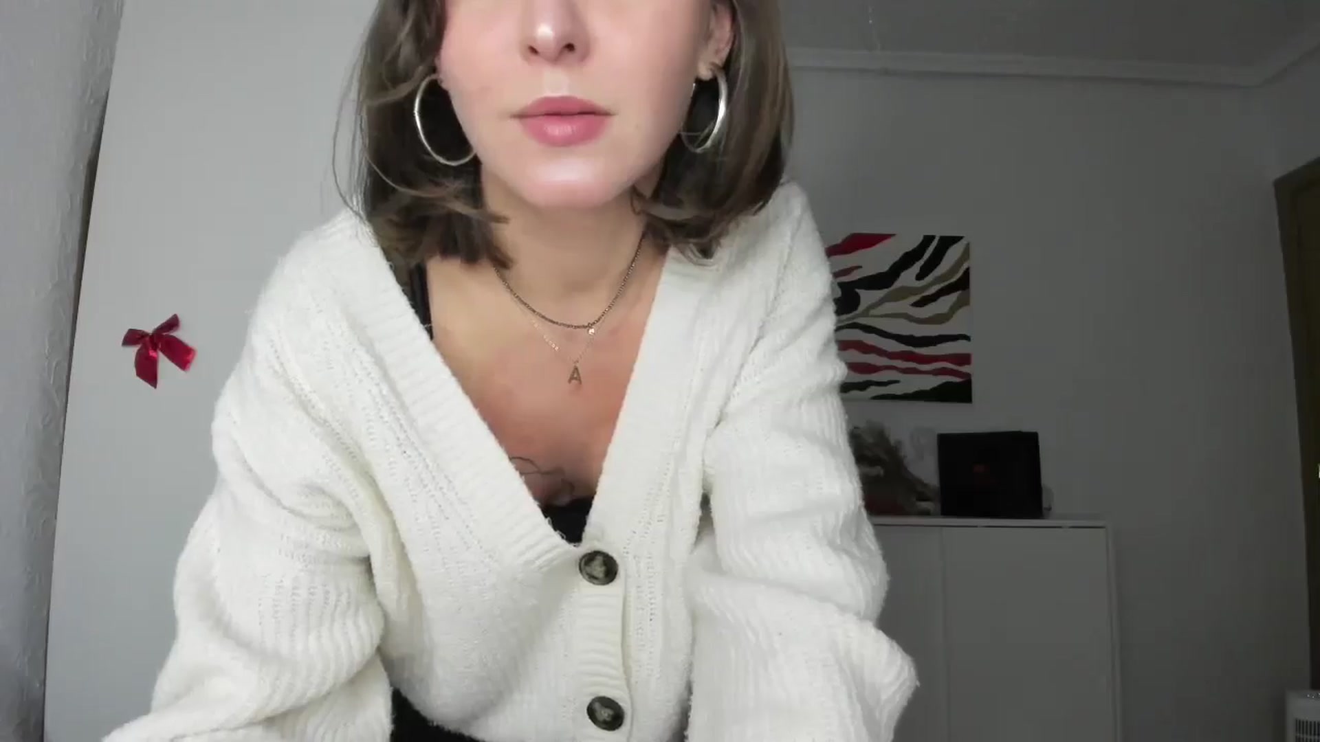 Gallery image thumbnail from AhahaGirl's myfreecams stream on, 12/27/2024, 18:31 image 17 of 20