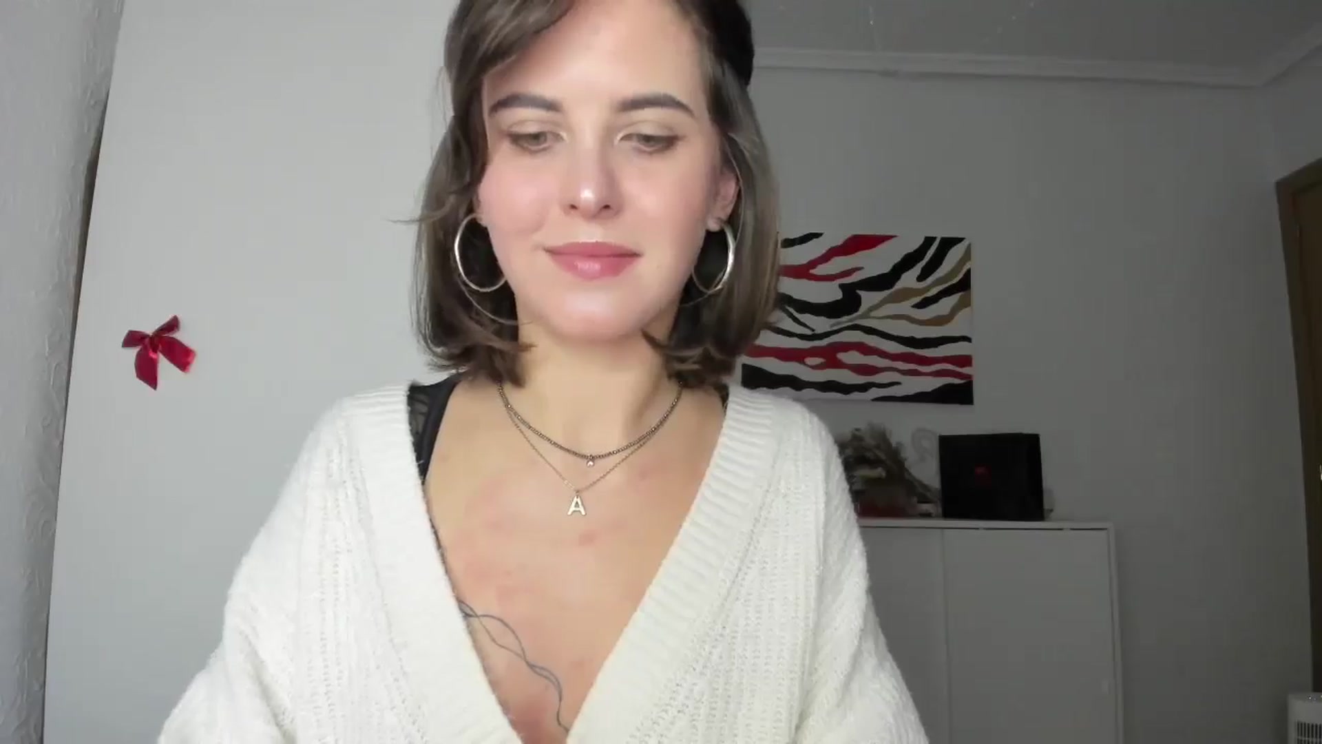 Gallery image thumbnail from AhahaGirl's myfreecams stream on, 12/27/2024, 18:31 image 16 of 20