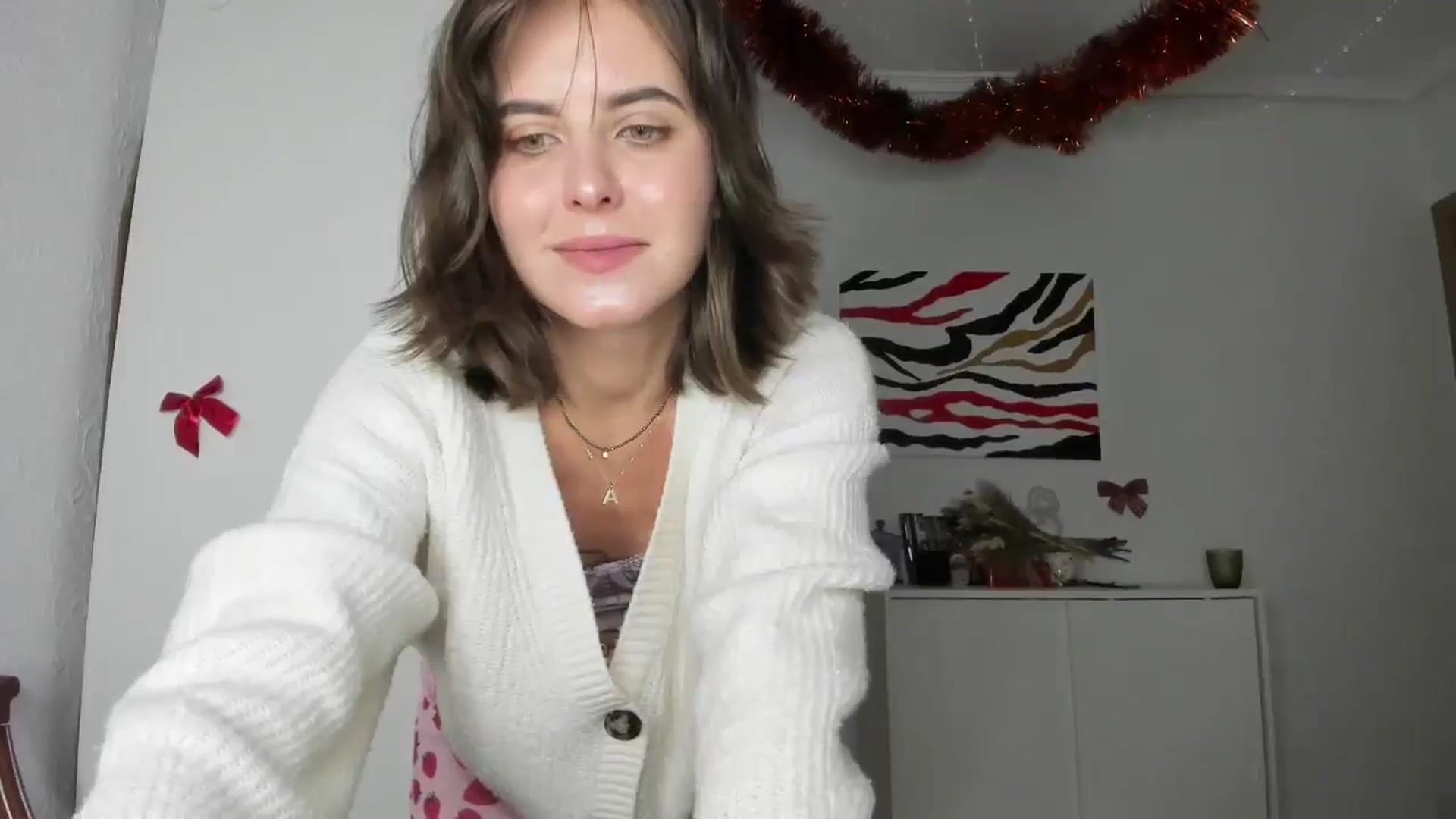 Gallery image thumbnail from AhahaGirl's myfreecams stream on, 12/29/2024, 20:16 image 20 of 20