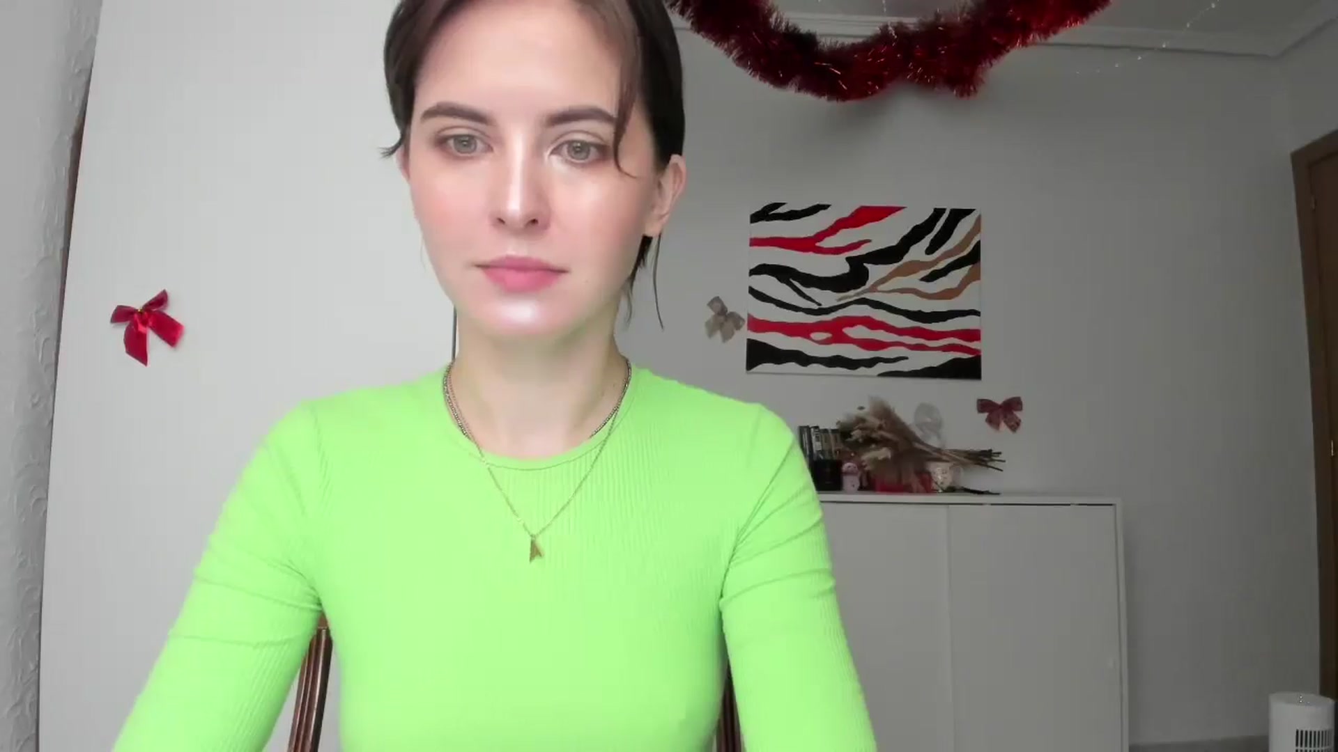 Gallery image thumbnail from AhahaGirl's myfreecams stream on, 12/30/2024, 13:59 image 19 of 20