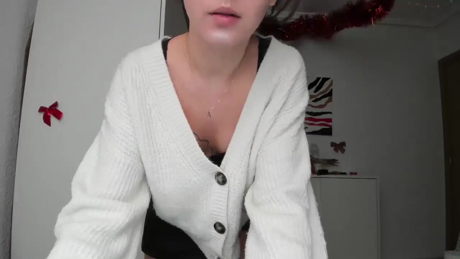 Gallery image thumbnail from AhahaGirl's myfreecams stream on, 01/02/2025, 12:06 image 10 of 20