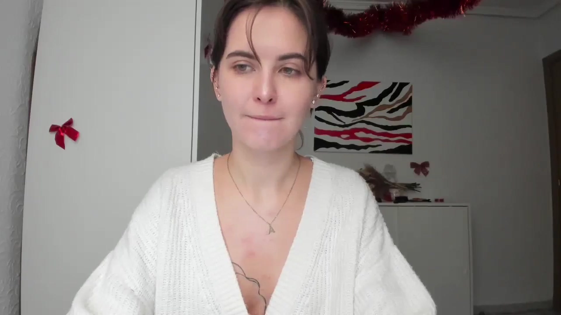 Gallery image thumbnail from AhahaGirl's myfreecams stream on, 01/02/2025, 15:12 image 10 of 20
