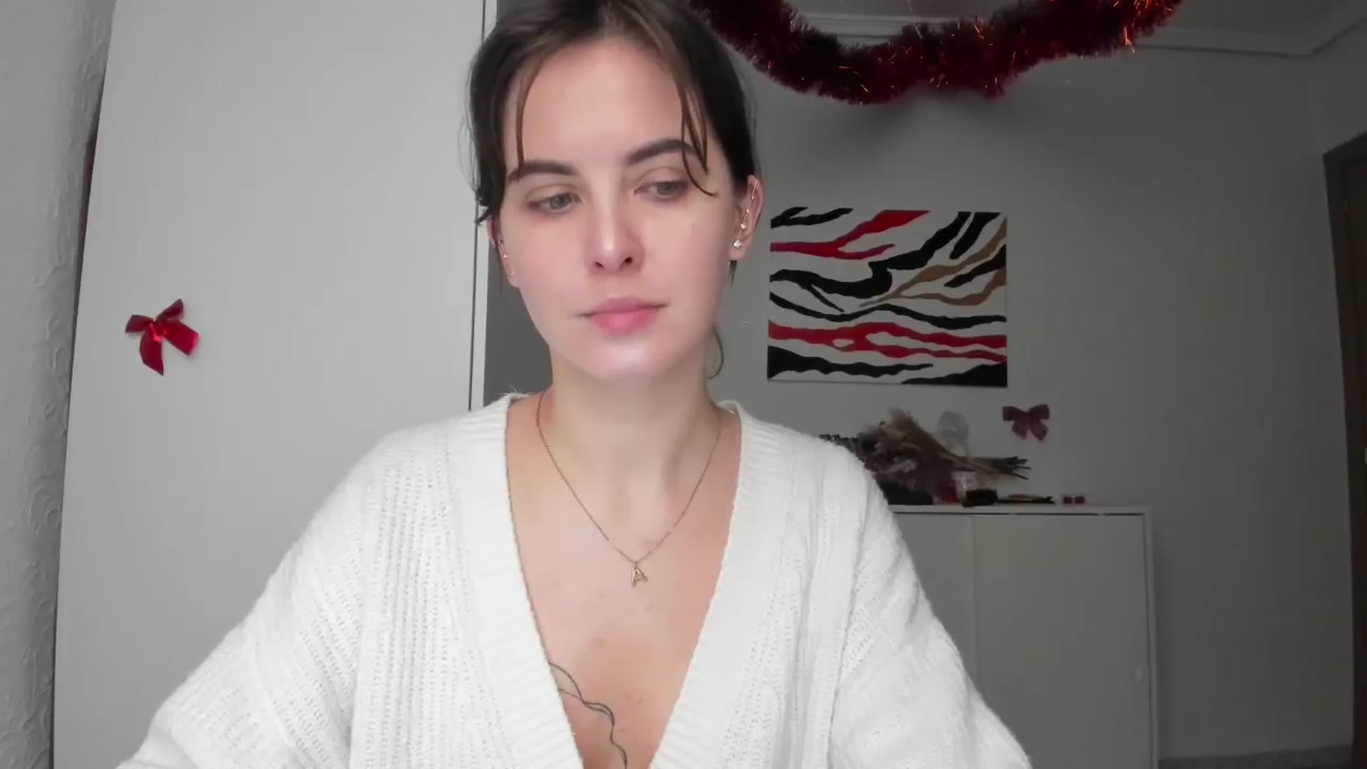 Gallery image thumbnail from AhahaGirl's myfreecams stream on, 01/02/2025, 15:12 image 20 of 20