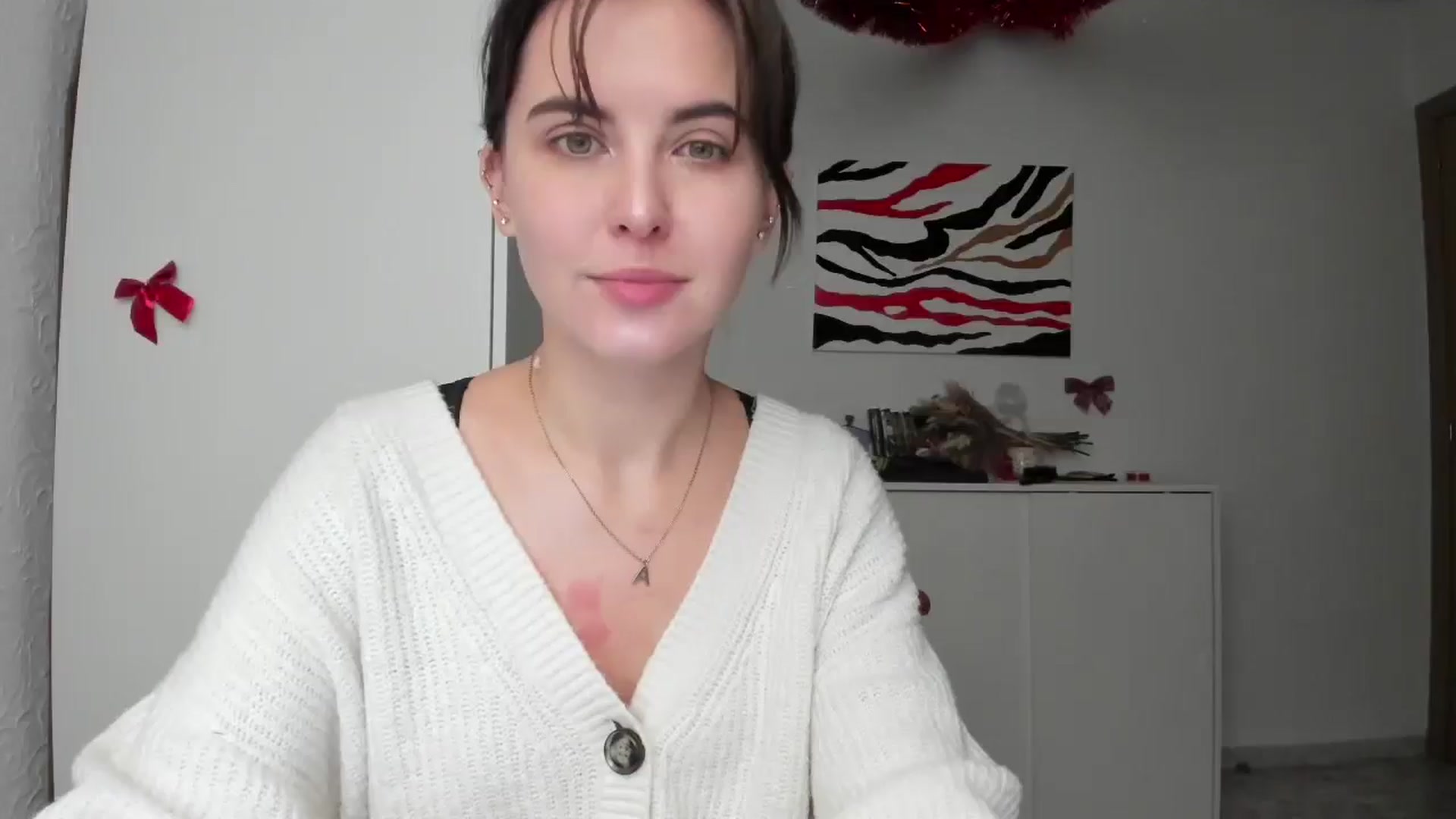 Gallery image thumbnail from AhahaGirl's myfreecams stream on, 01/02/2025, 15:12 image 1 of 20