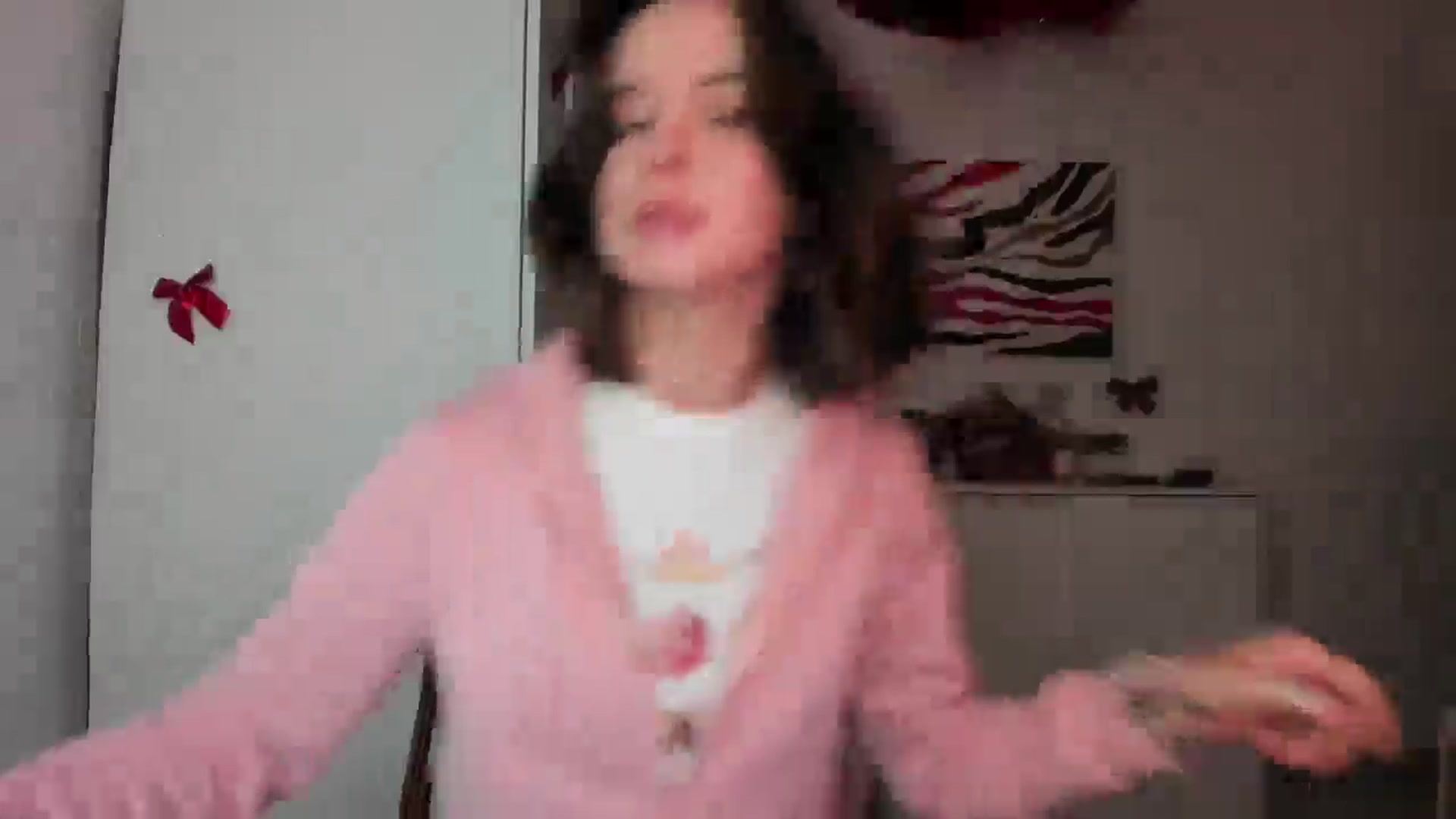 Gallery image thumbnail from AhahaGirl's myfreecams stream on, 01/03/2025, 16:23 image 7 of 20