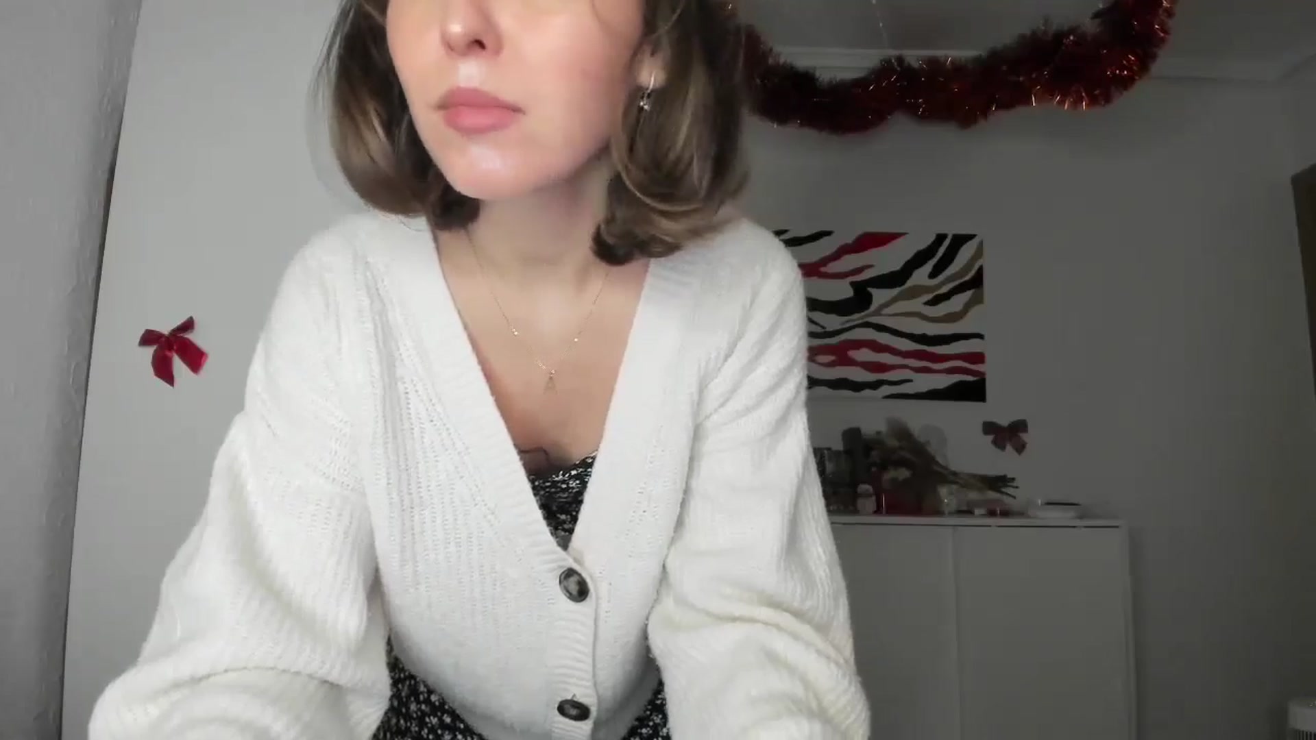 Gallery image thumbnail from AhahaGirl's myfreecams stream on, 01/07/2025, 16:51 image 20 of 20