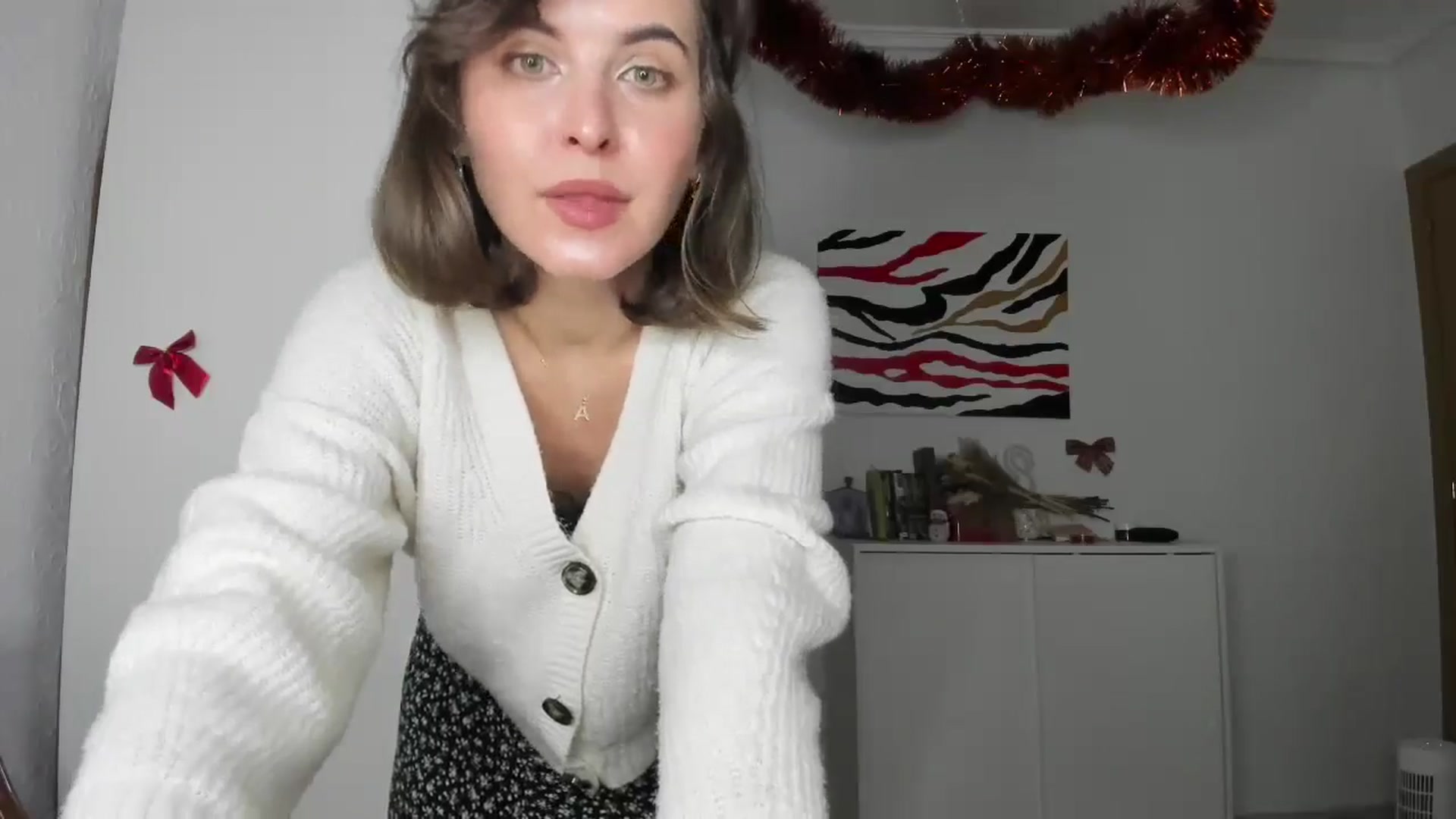 Gallery image thumbnail from AhahaGirl's myfreecams stream on, 01/07/2025, 20:55 image 8 of 20