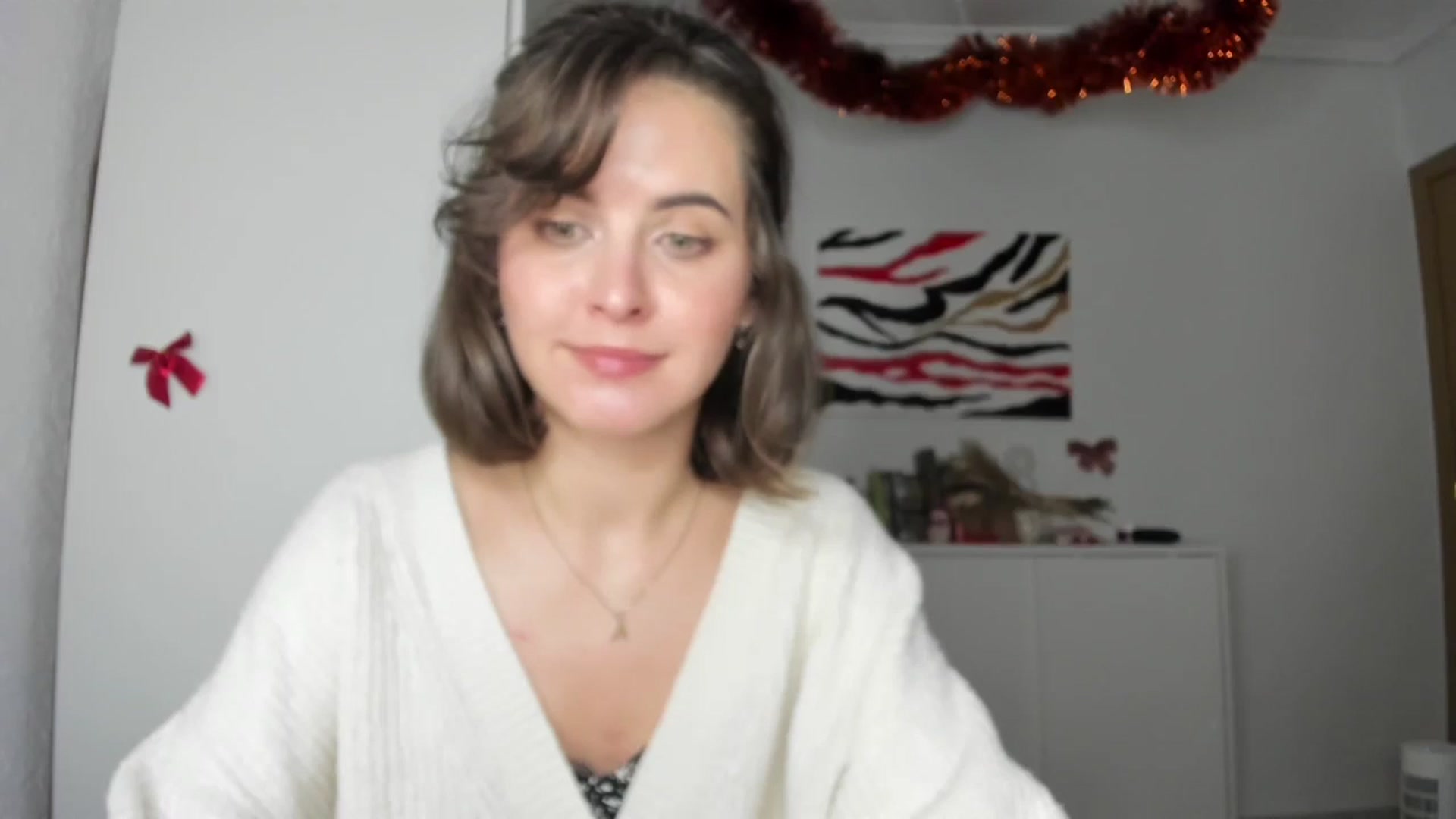 Gallery image thumbnail from AhahaGirl's myfreecams stream on, 01/07/2025, 20:55 image 14 of 20