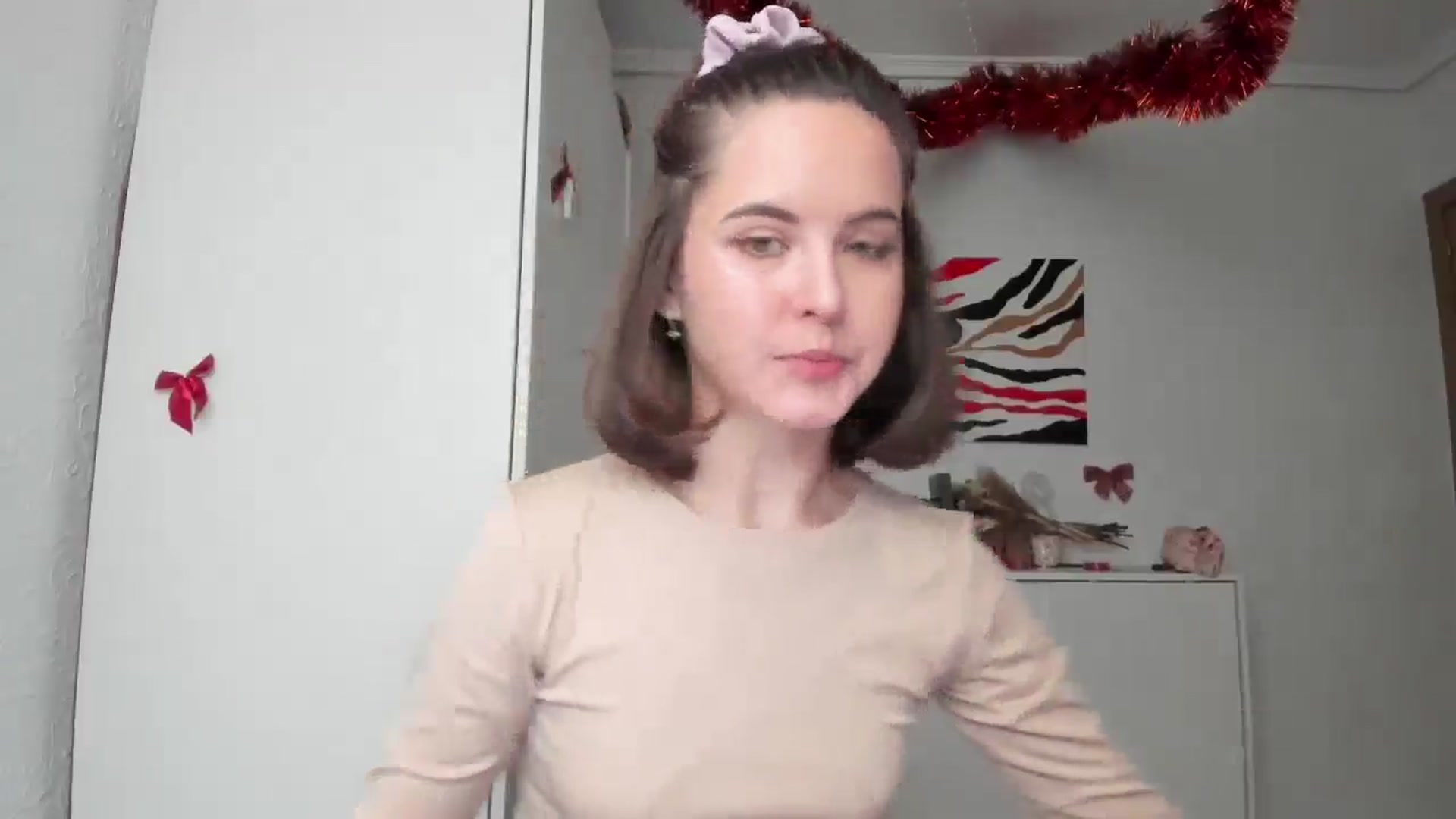 Gallery image thumbnail from AhahaGirl's myfreecams stream on, 01/08/2025, 12:06 image 4 of 20