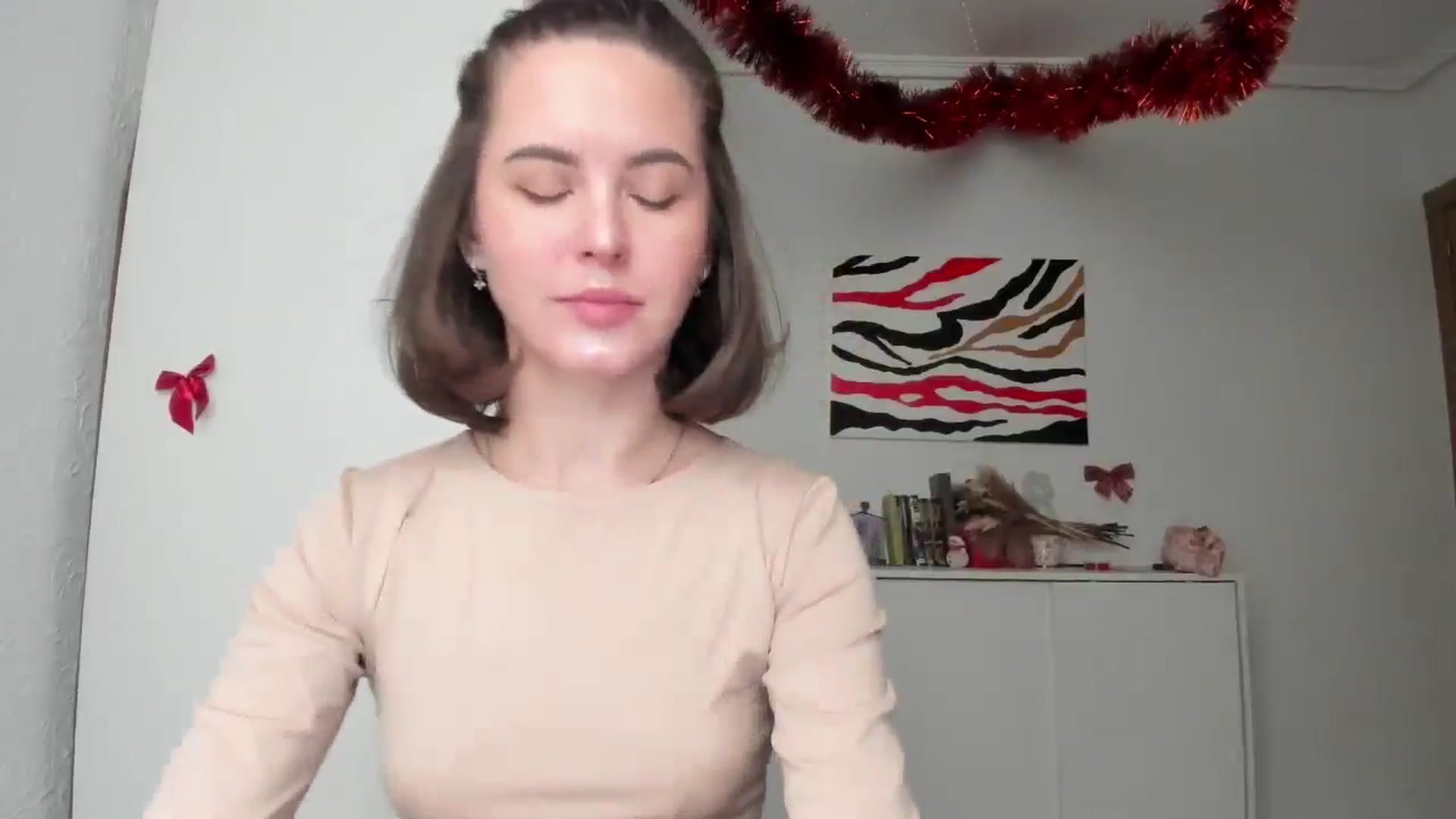 Gallery image thumbnail from AhahaGirl's myfreecams stream on, 01/08/2025, 12:06 image 5 of 20