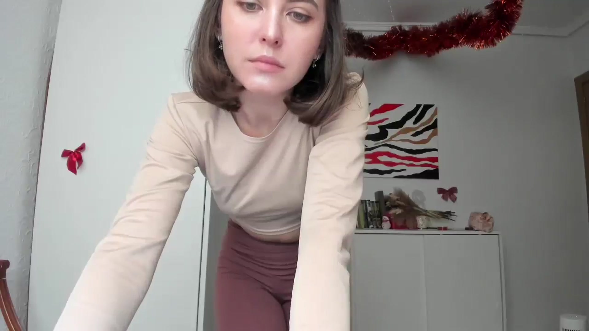 Gallery image thumbnail from AhahaGirl's myfreecams stream on, 01/08/2025, 12:06 image 17 of 20