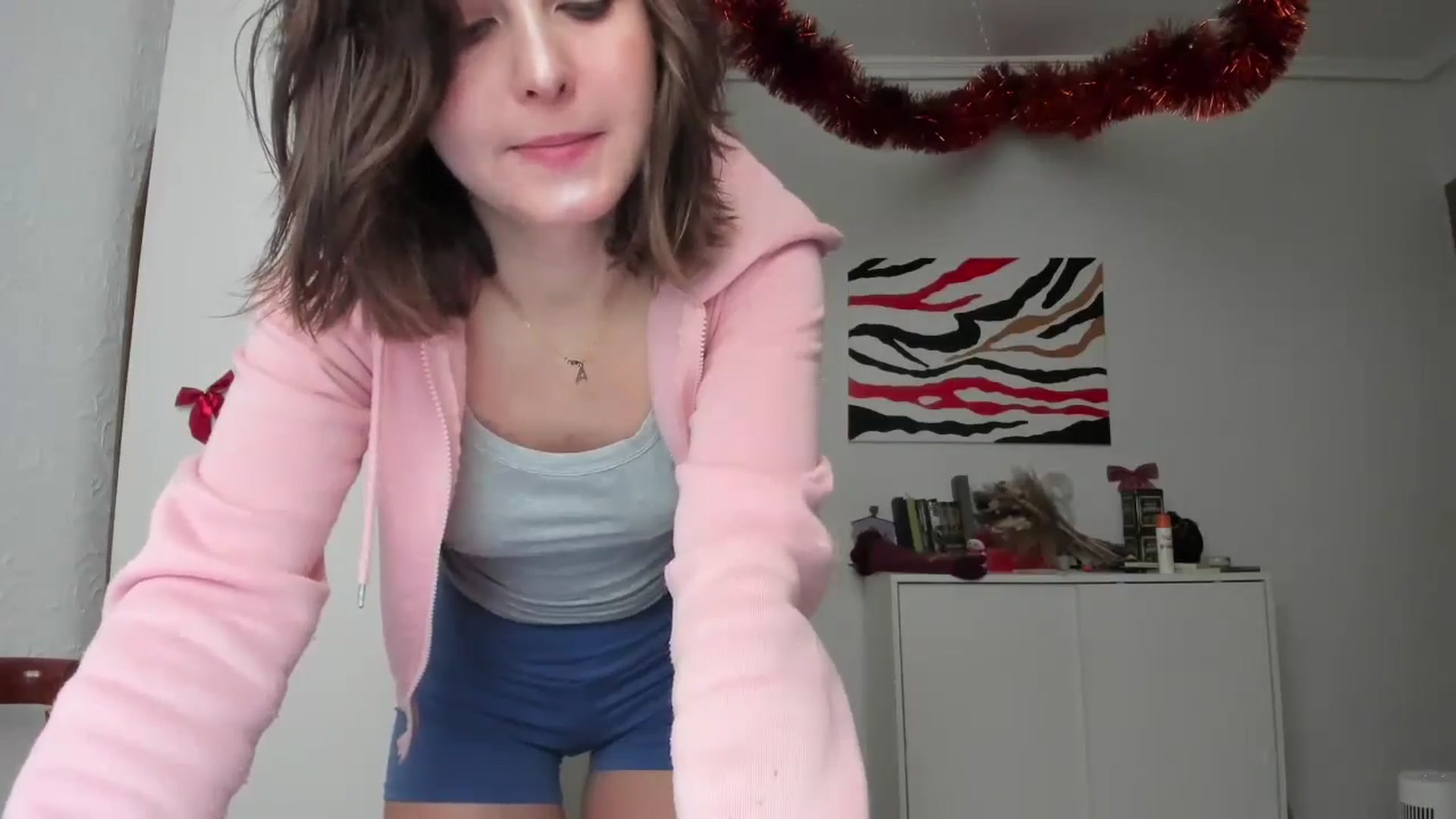 Gallery image thumbnail from AhahaGirl's myfreecams stream on, 01/15/2025, 12:23 image 20 of 20