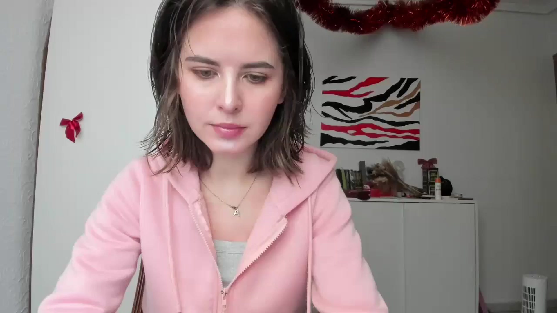 Gallery image thumbnail from AhahaGirl's myfreecams stream on, 01/15/2025, 12:23 image 1 of 20