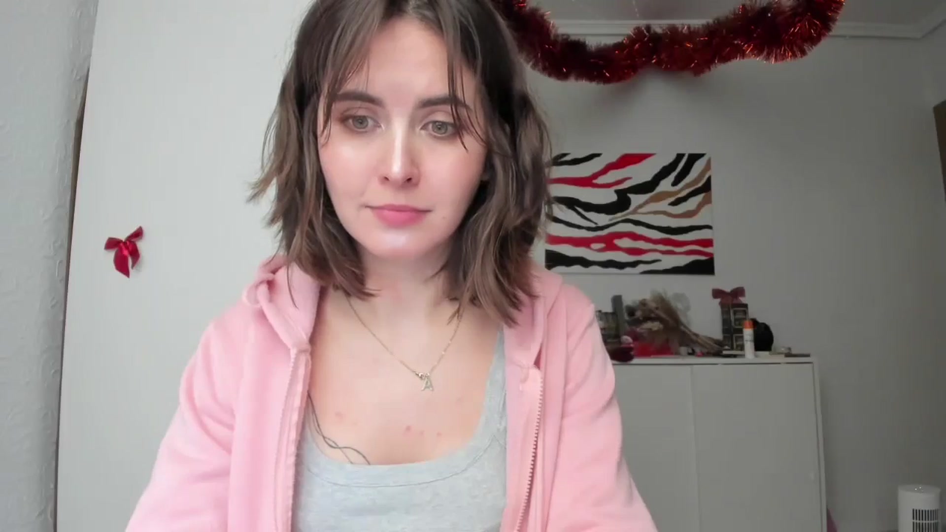 Gallery image thumbnail from AhahaGirl's myfreecams stream on, 01/15/2025, 13:29 image 20 of 20