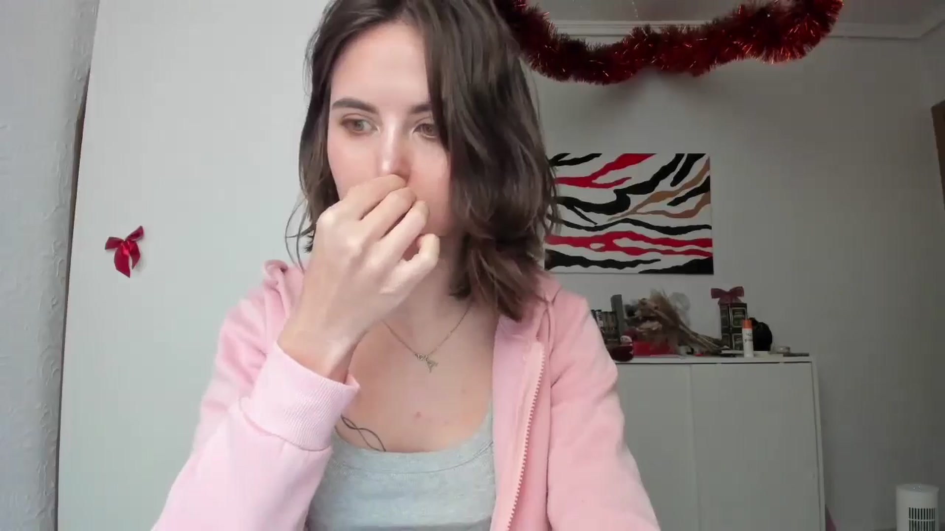 Gallery image thumbnail from AhahaGirl's myfreecams stream on, 01/15/2025, 13:29 image 7 of 20